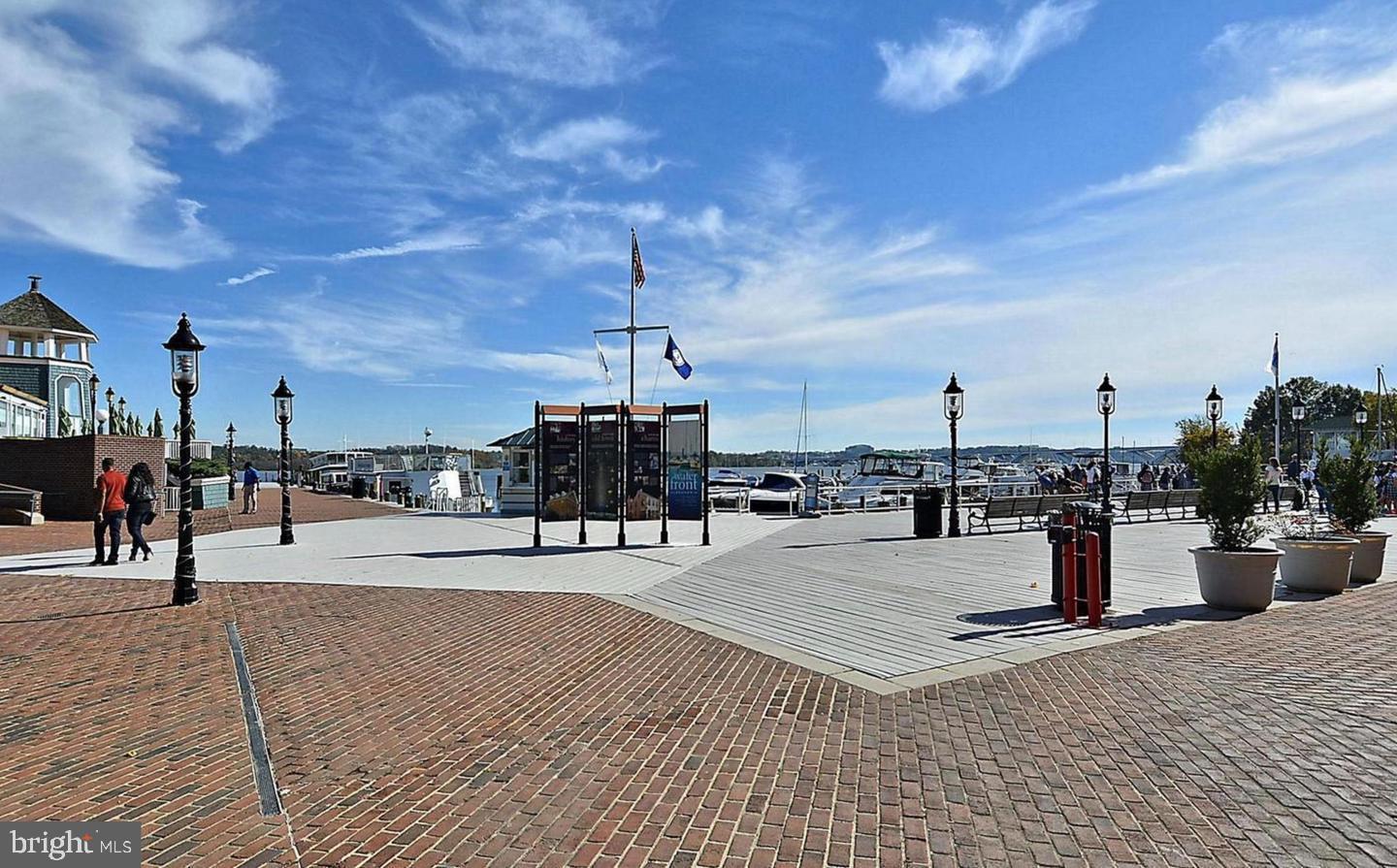 MOUNT VERNON SQUARE - Residential Lease