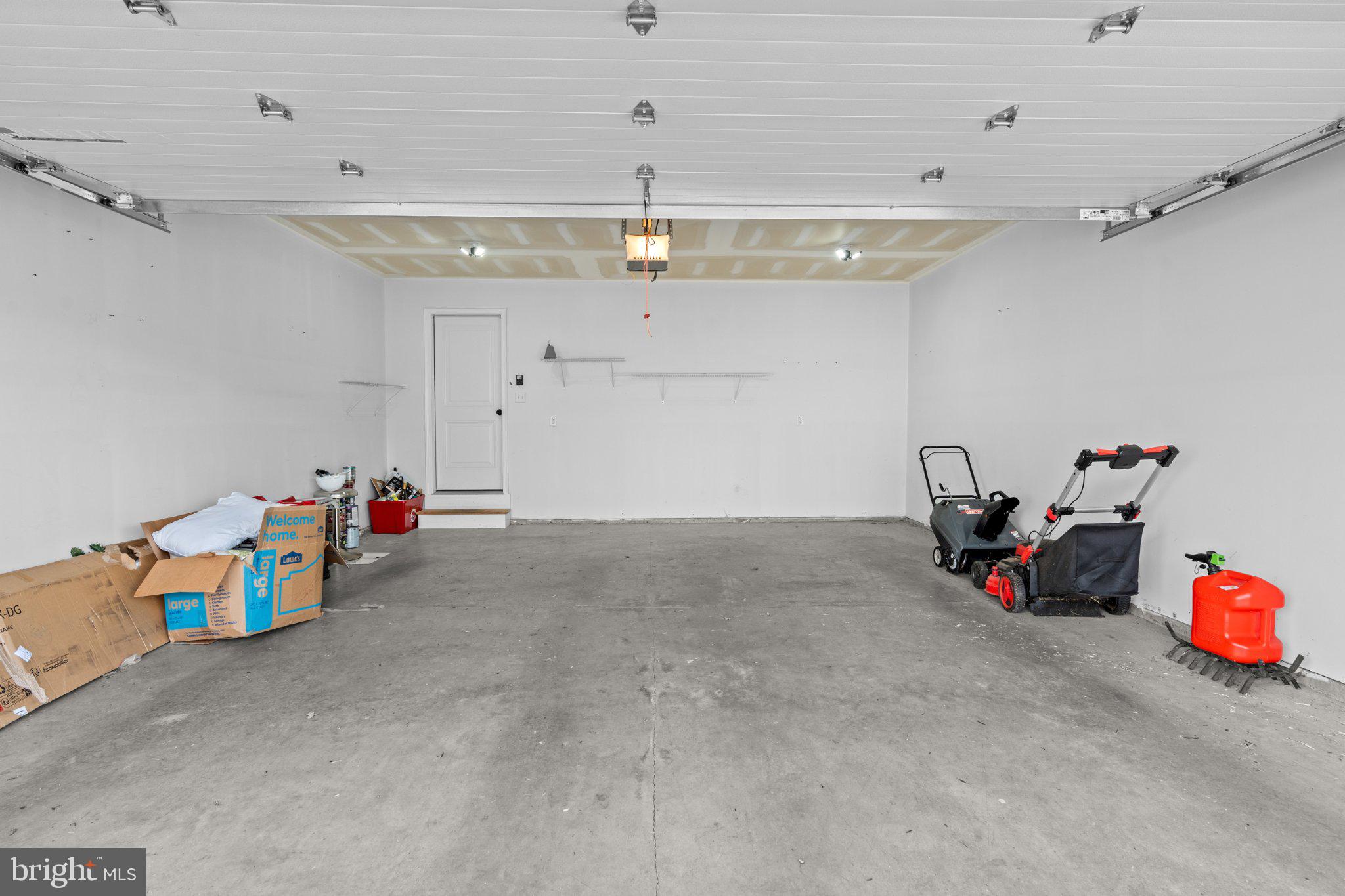 LOGAN GREENE - Residential