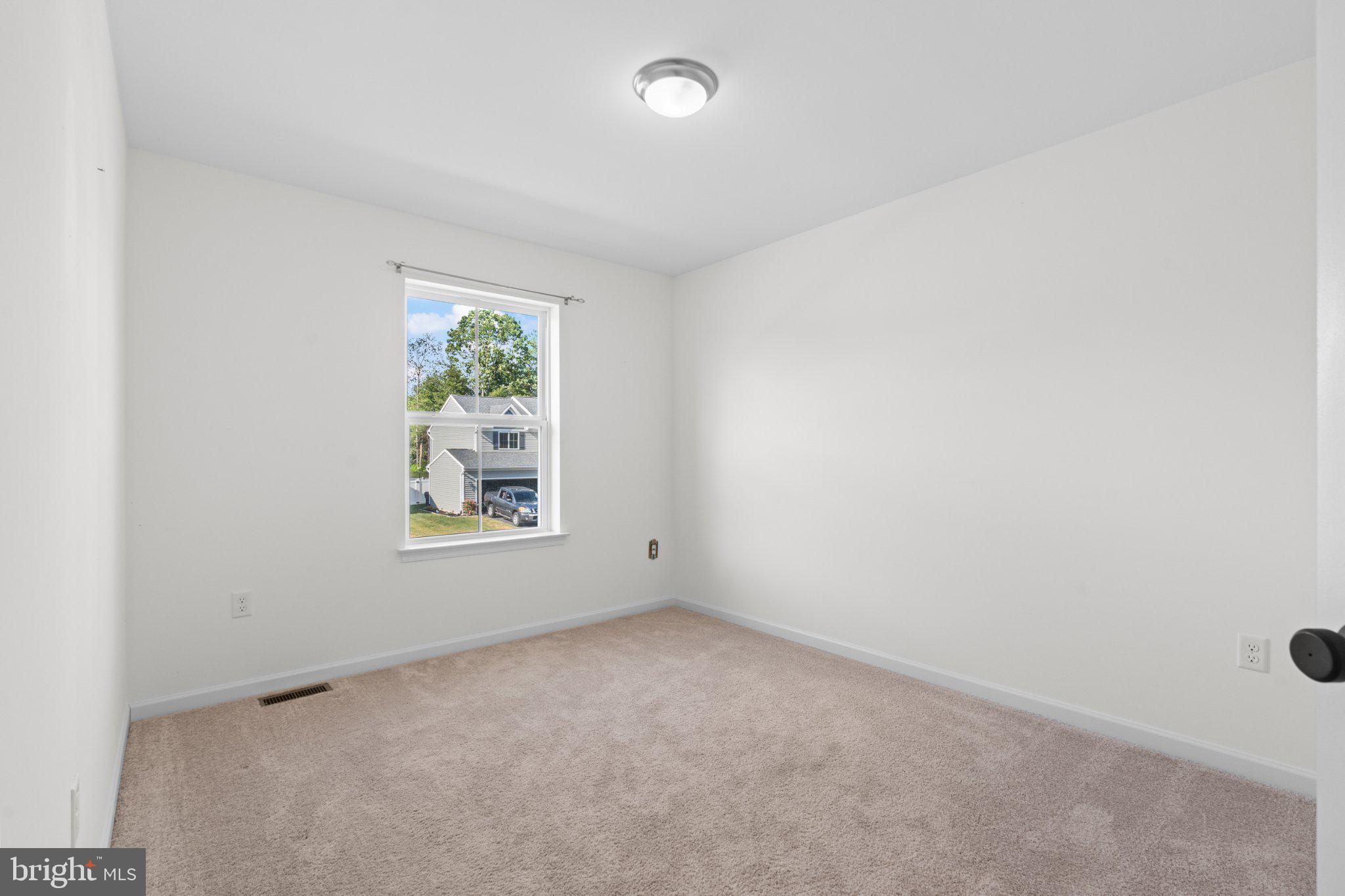 LOGAN GREENE - Residential