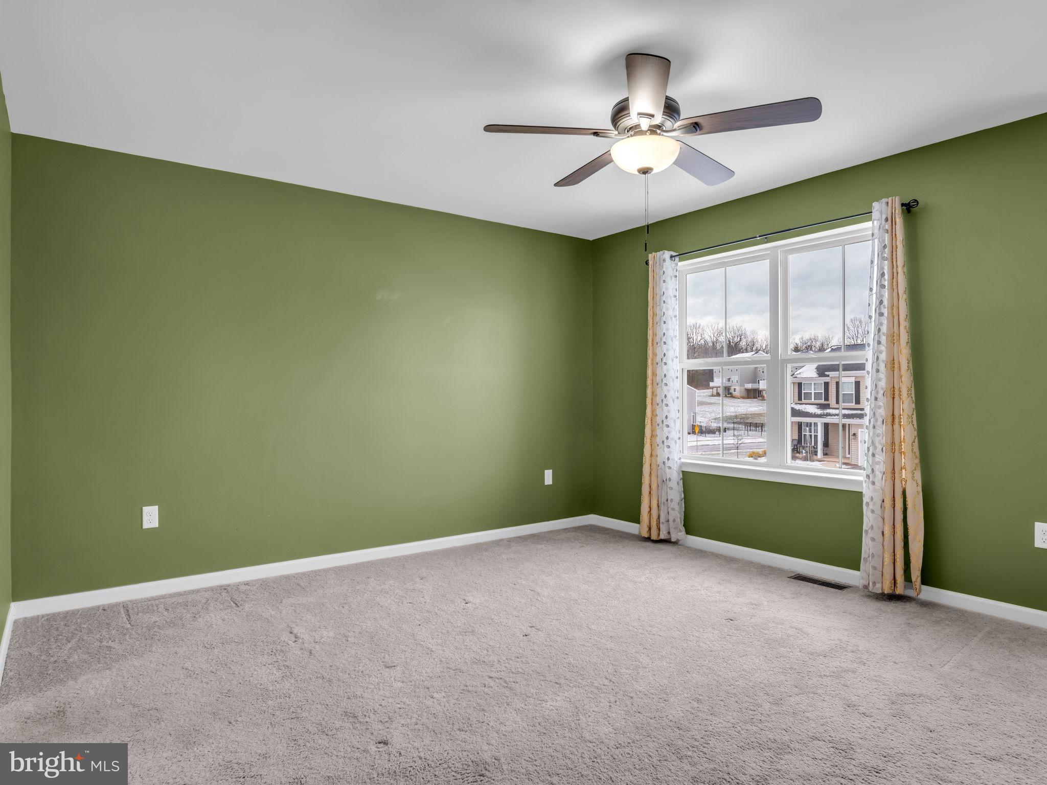 LOGAN GREENE - Residential