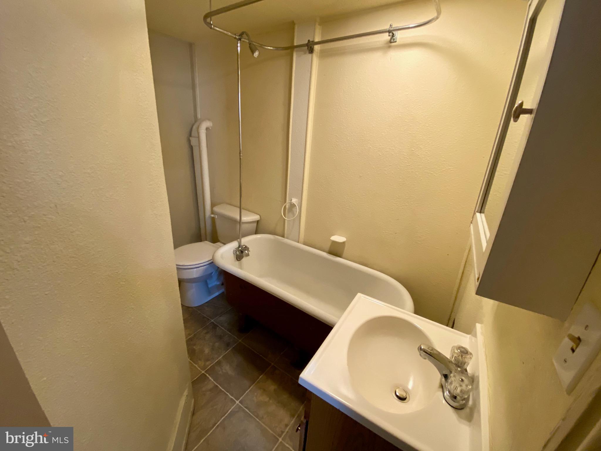 CHAMBERSBURG BOROUGH - Residential Lease