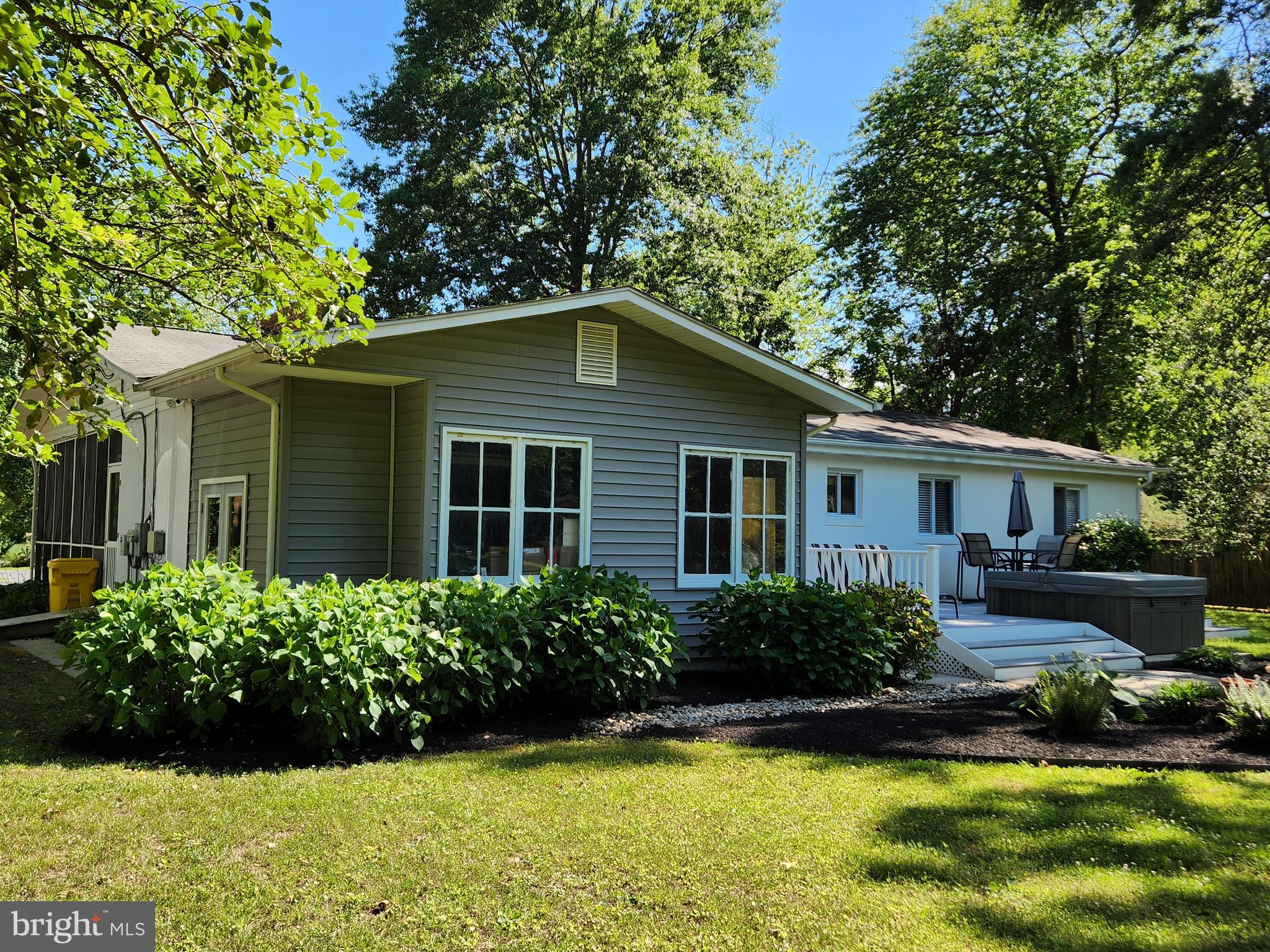 RIVER CLUB ESTATES - Residential