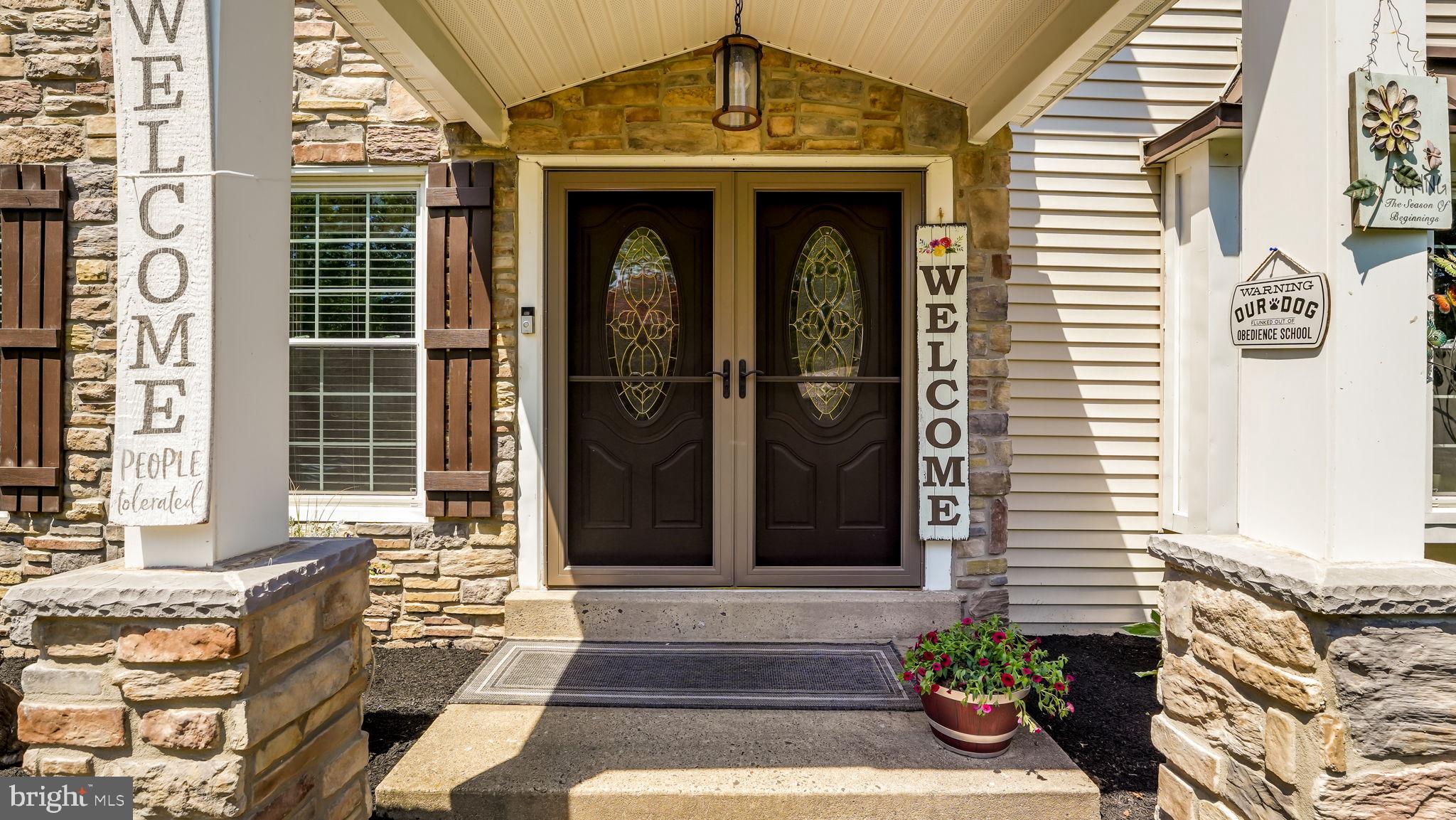 COUNTRY HUNT - Residential