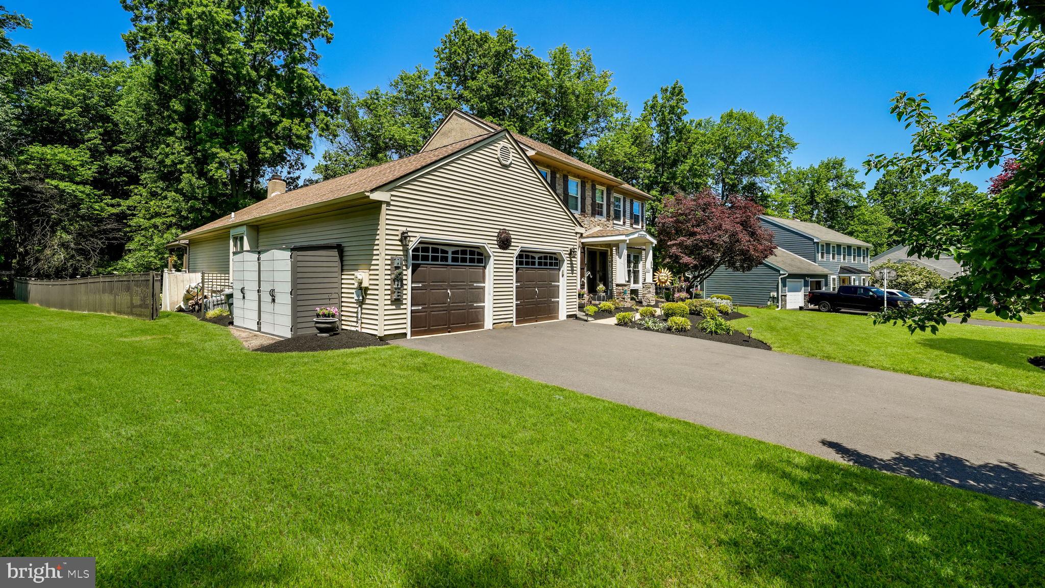 COUNTRY HUNT - Residential