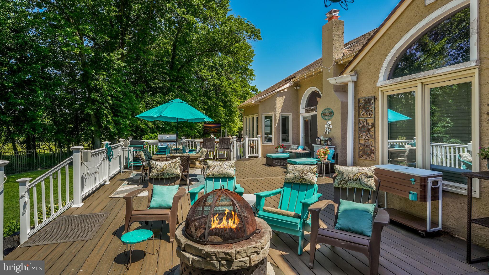 COUNTRY HUNT - Residential