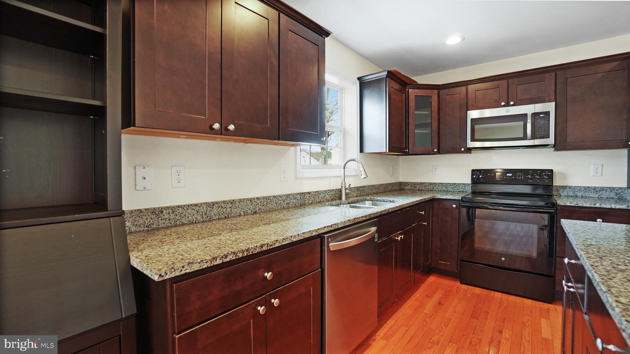 GRANDE VIEW PARK - Residential