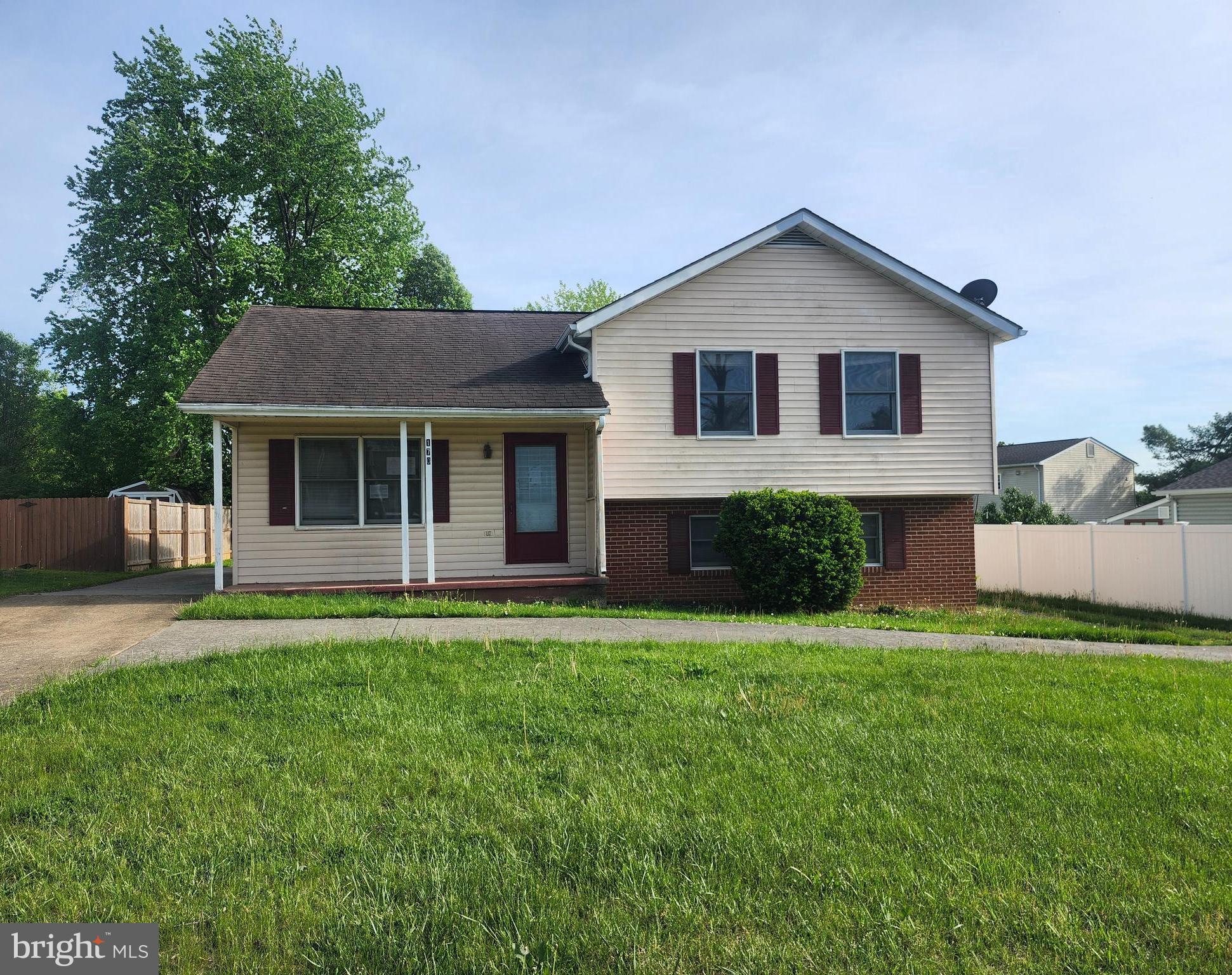 PATRICK HENRY ESTATES - Residential