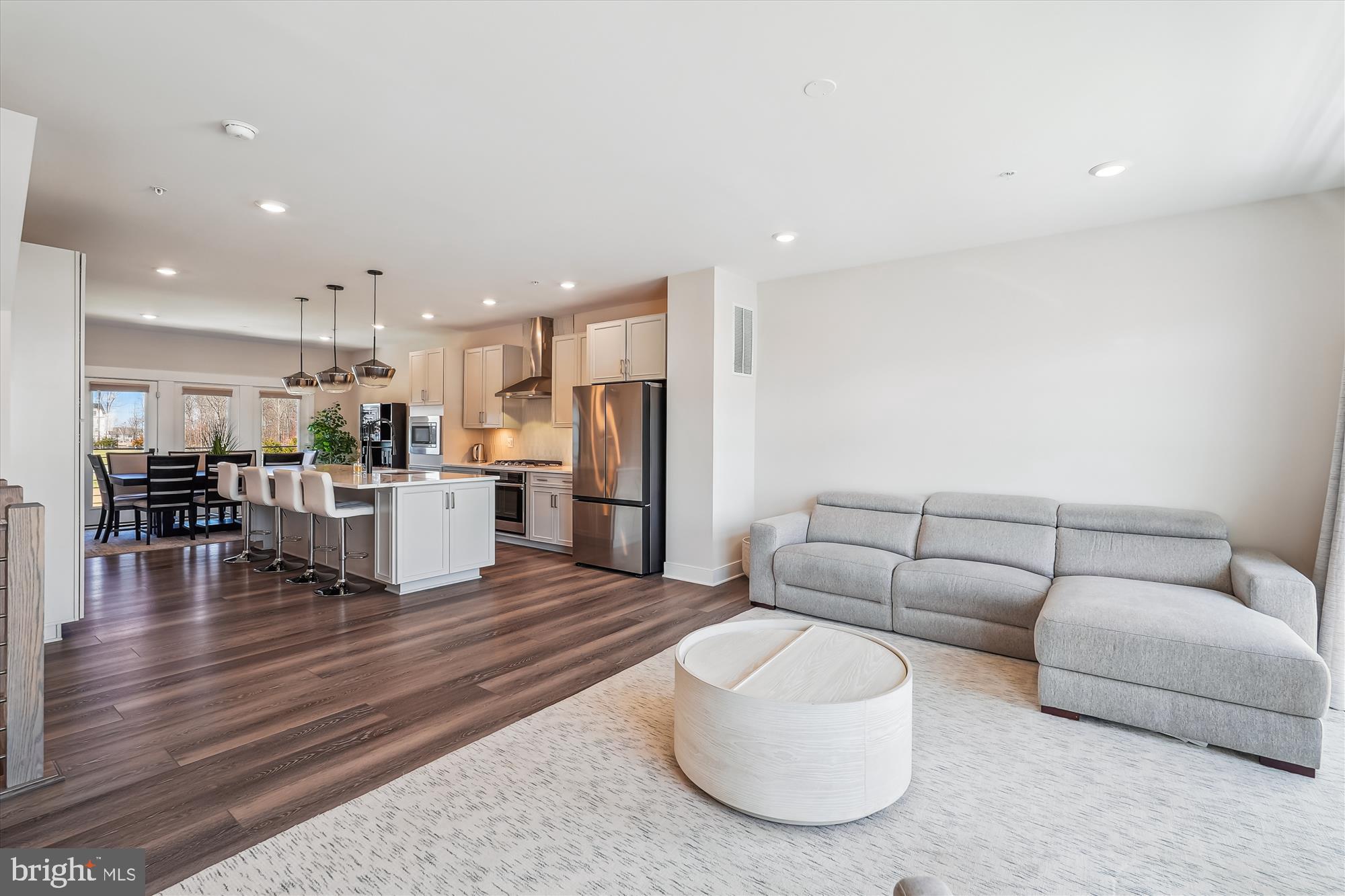 DOWNTOWN BRAMBLETON - Residential Lease