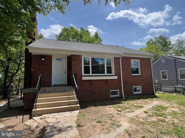 Prime location! Beautifully renovated 5-bedroom, 2.5-bathroom all-brick rambler offers the perfect blend of classic charm and modern convenience. Located within walking distance to the Metro station, shopping centers, and a variety of restaurants, this home is ideal for those seeking both comfort and accessibility. 
Key features include, new roof, windows, bathrooms, kitchen, hardwoods throughout main level.
Freshly painted interiors, spacious basement providing extra living space, including a full bath and a half; 
HVAC 5 years old, water heater 5 years old.