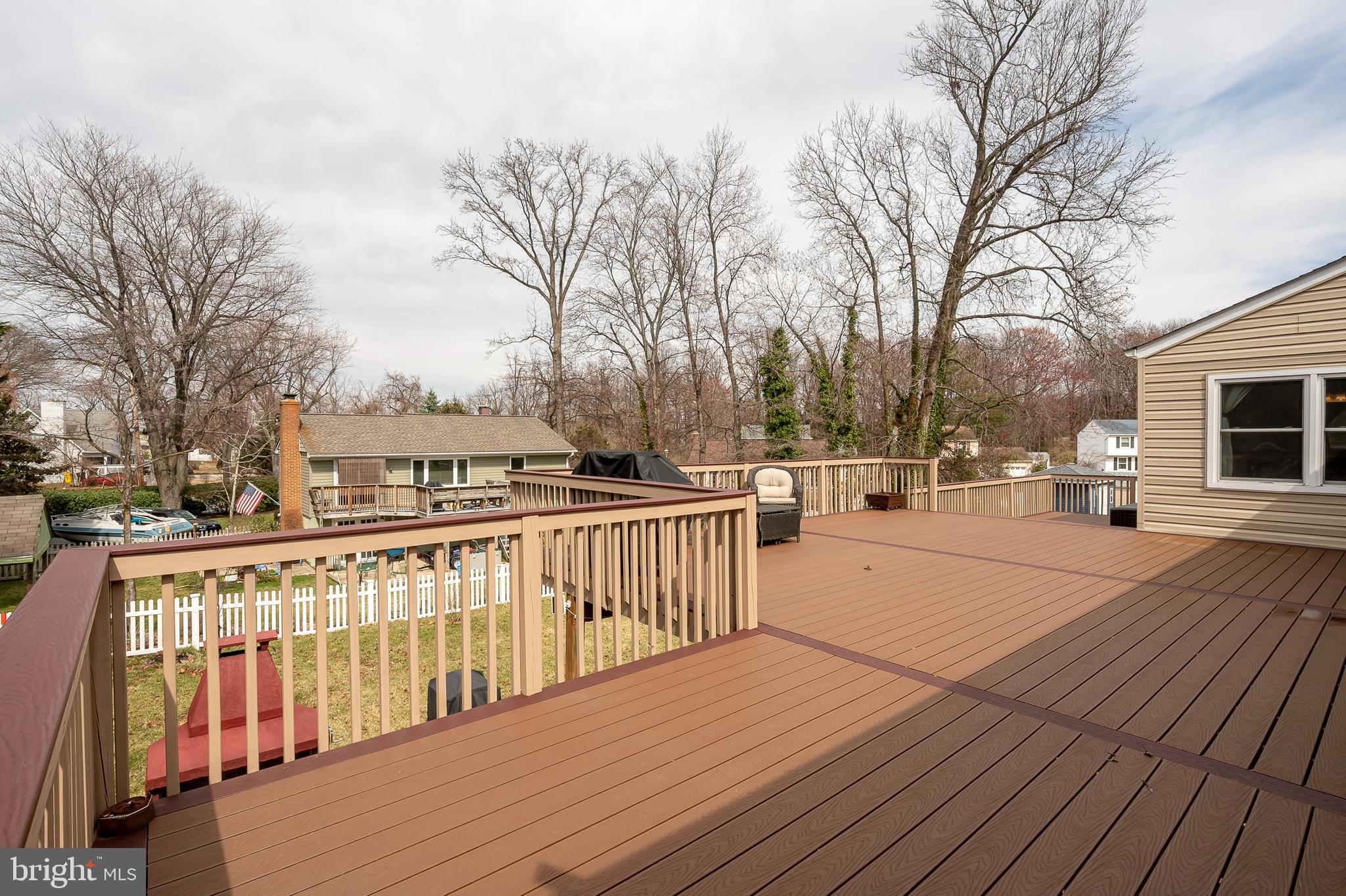 LONGVIEW ON MAGOTHY - Residential