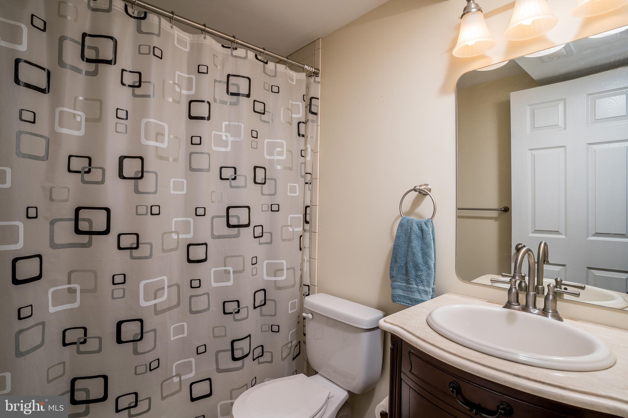 LONGVIEW ON MAGOTHY - Residential