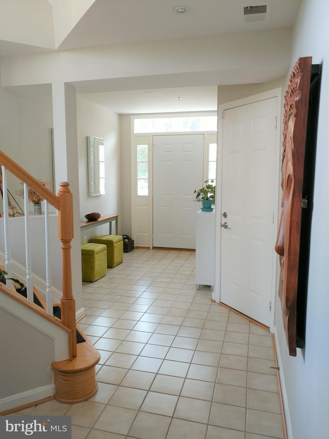 WHITLEY PARK CONDOMINIUM - Residential Lease