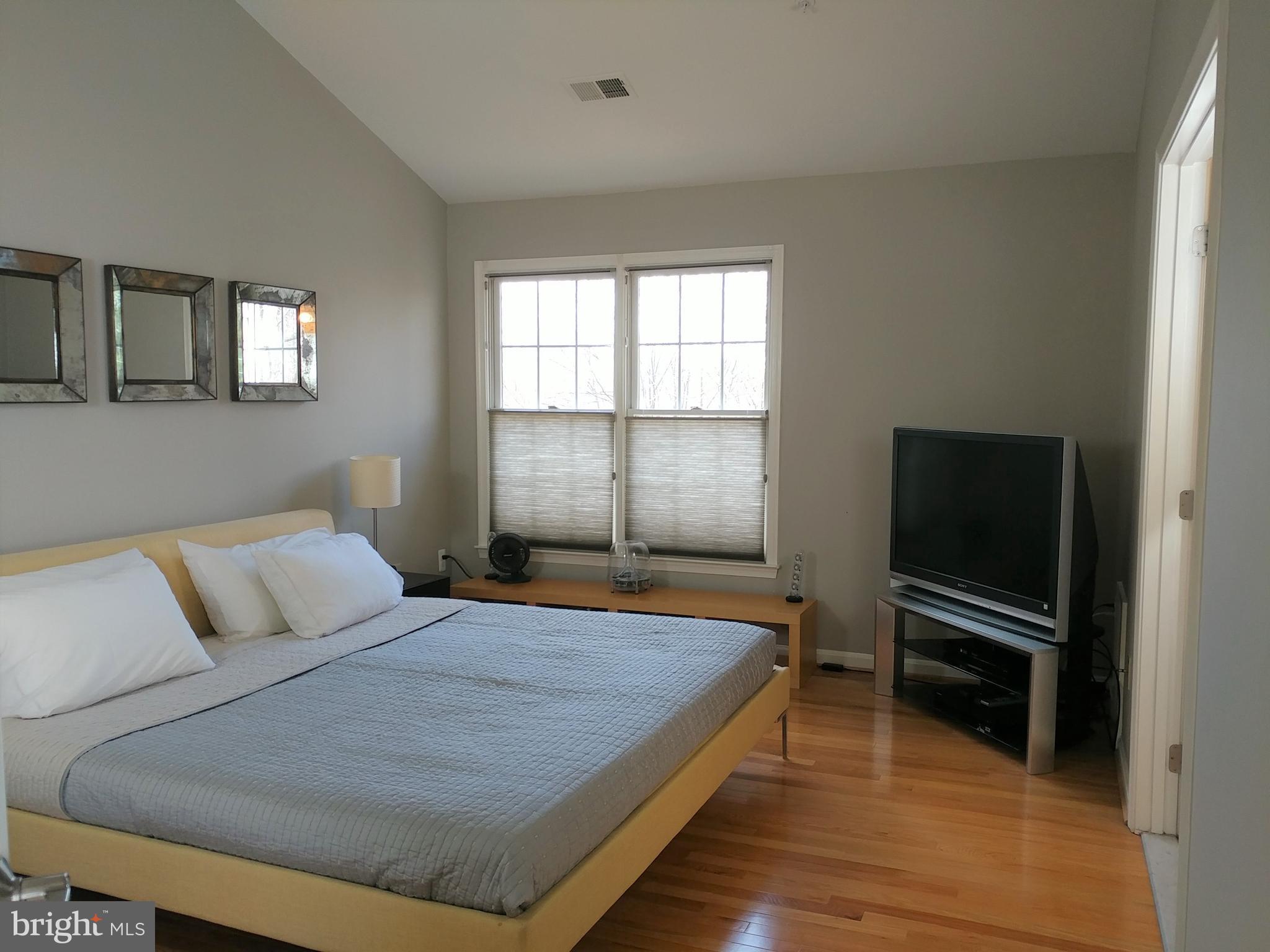 WHITLEY PARK CONDOMINIUM - Residential Lease