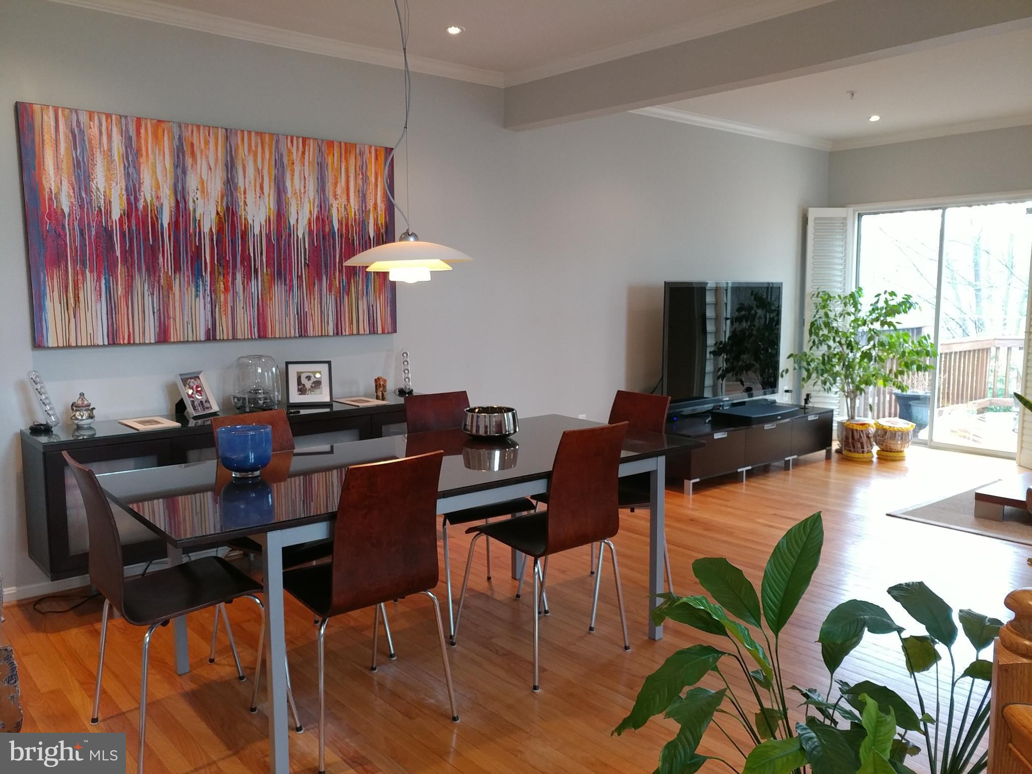 WHITLEY PARK CONDOMINIUM - Residential Lease