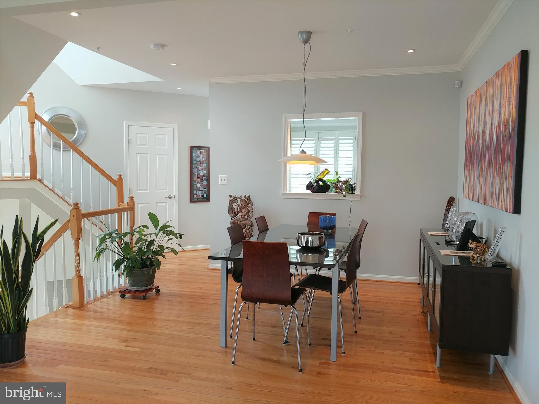 WHITLEY PARK CONDOMINIUM - Residential Lease