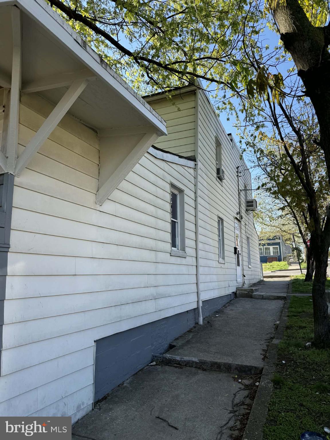 CURTIS BAY - Residential Income