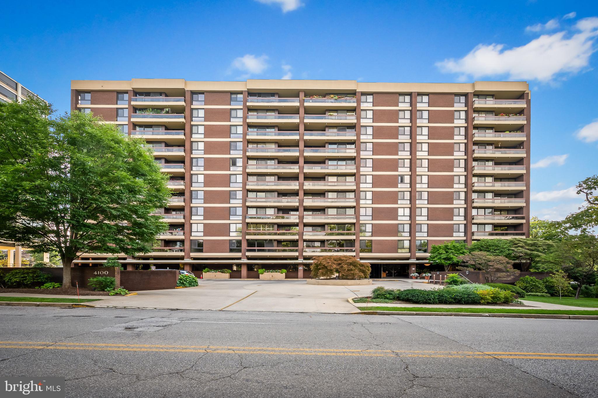 Tastefully appointed corner unit with 2 bedrooms, 2 updated full bathrooms, updated kitchen, new flooring throughout, large balcony, washer/dryer in unit, eat-in kitchen, great views of the pool area and Tuscany/Canterbury and beyond.  This condo has so much to offer not just in terms of the updates, but also the amenities of the building such as the large and well-maintained pool, a gym, a large common area gathering room with attached kitchenette, underground deeded parking, and so much more.  All of this plus the convenience of being close to shops, restaurants, the Baltimore Museum of Art, the Rotunda, Charles Village and on and on.