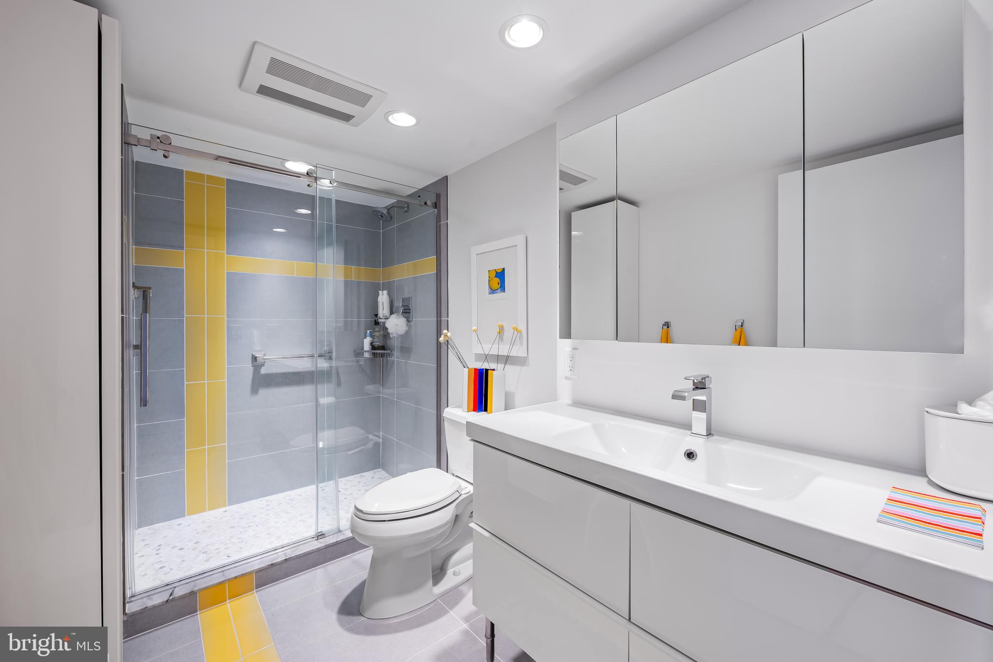 WINTHROP HOUSE - Residential