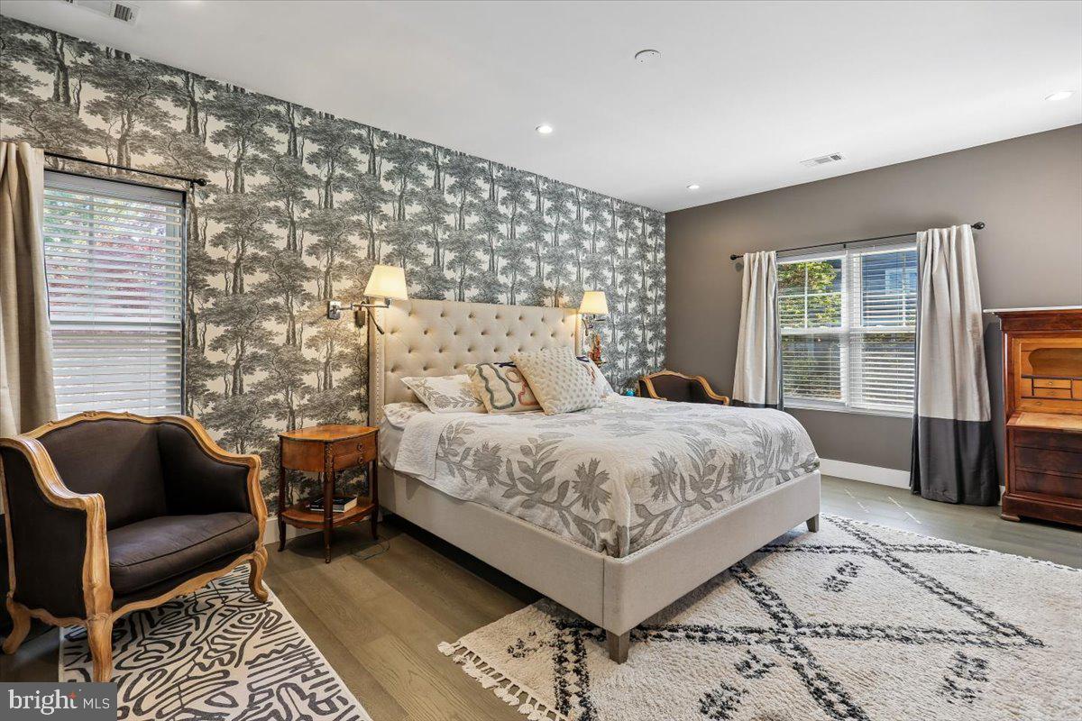 MAPLEWOOD MANOR - Residential