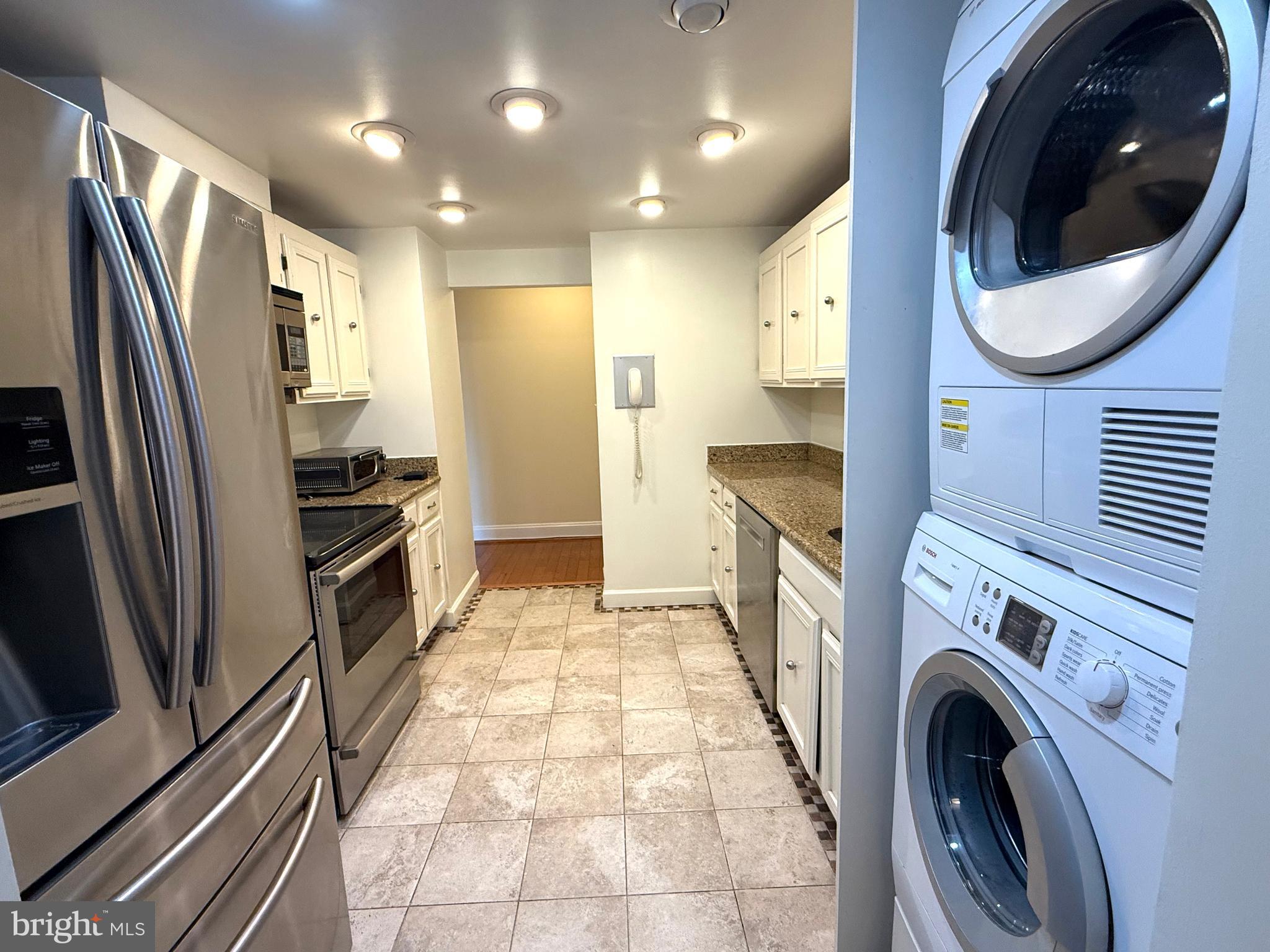 THE ELIZABETH - Residential