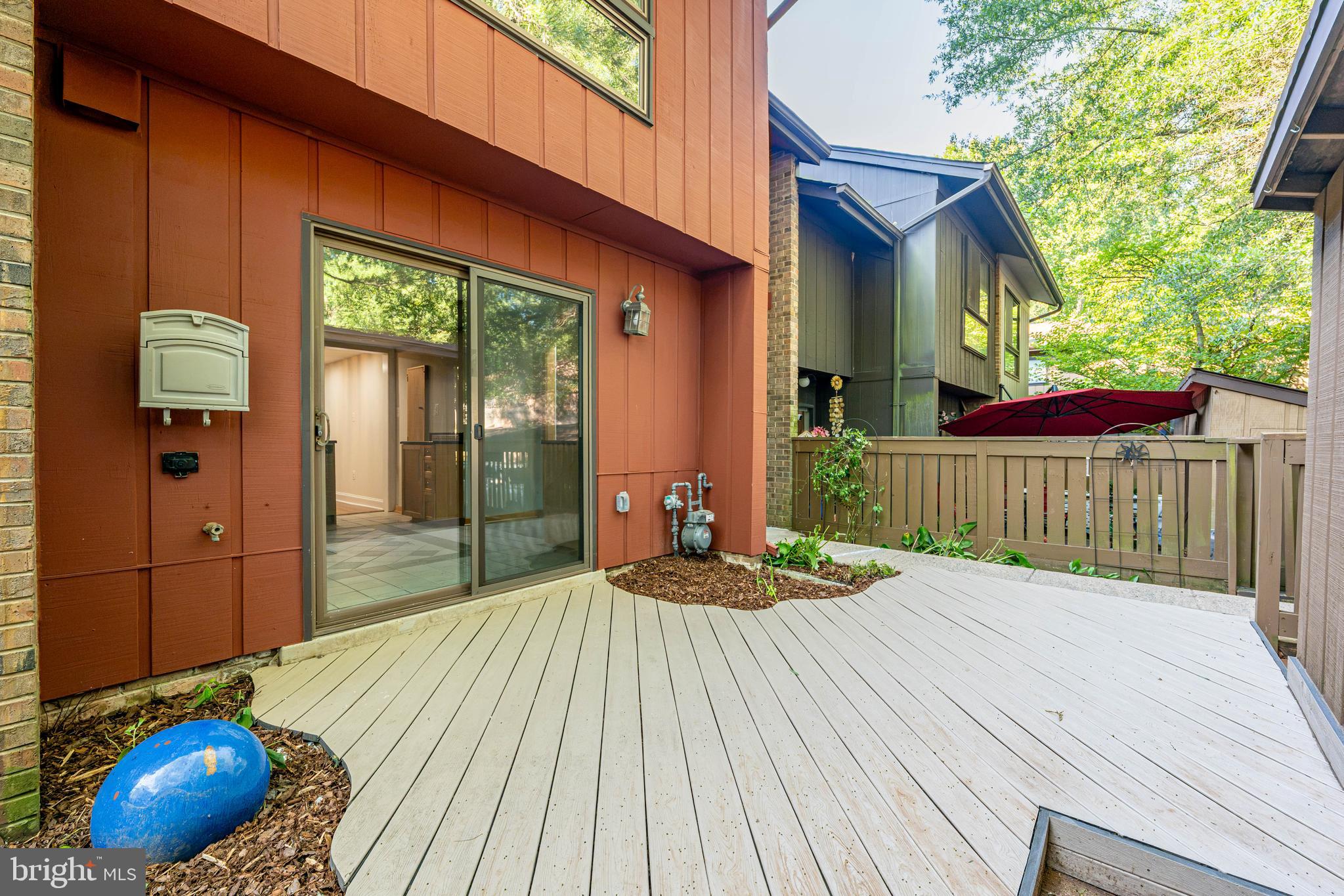RESTON - Residential