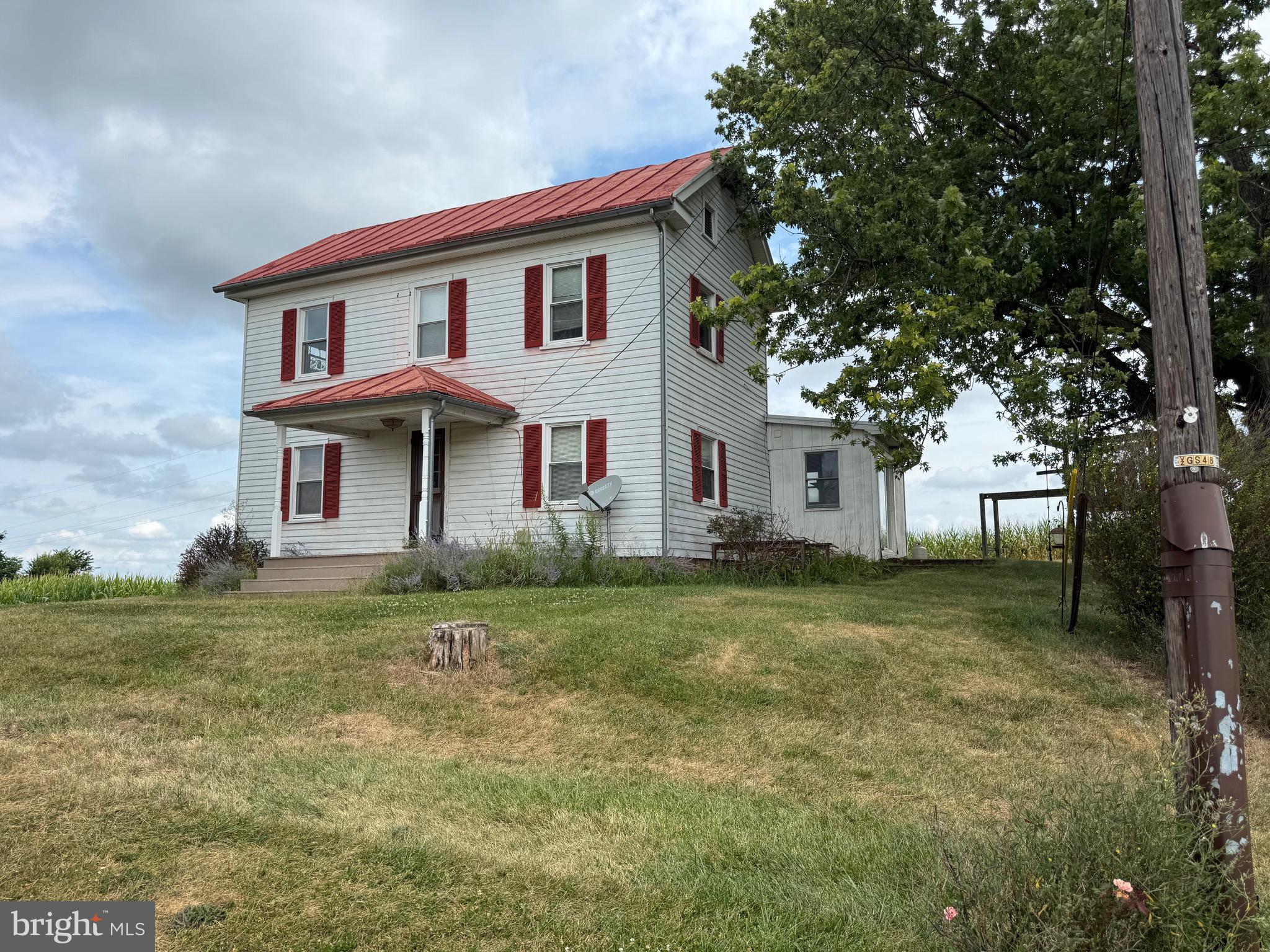 UNIONTOWN - Farm