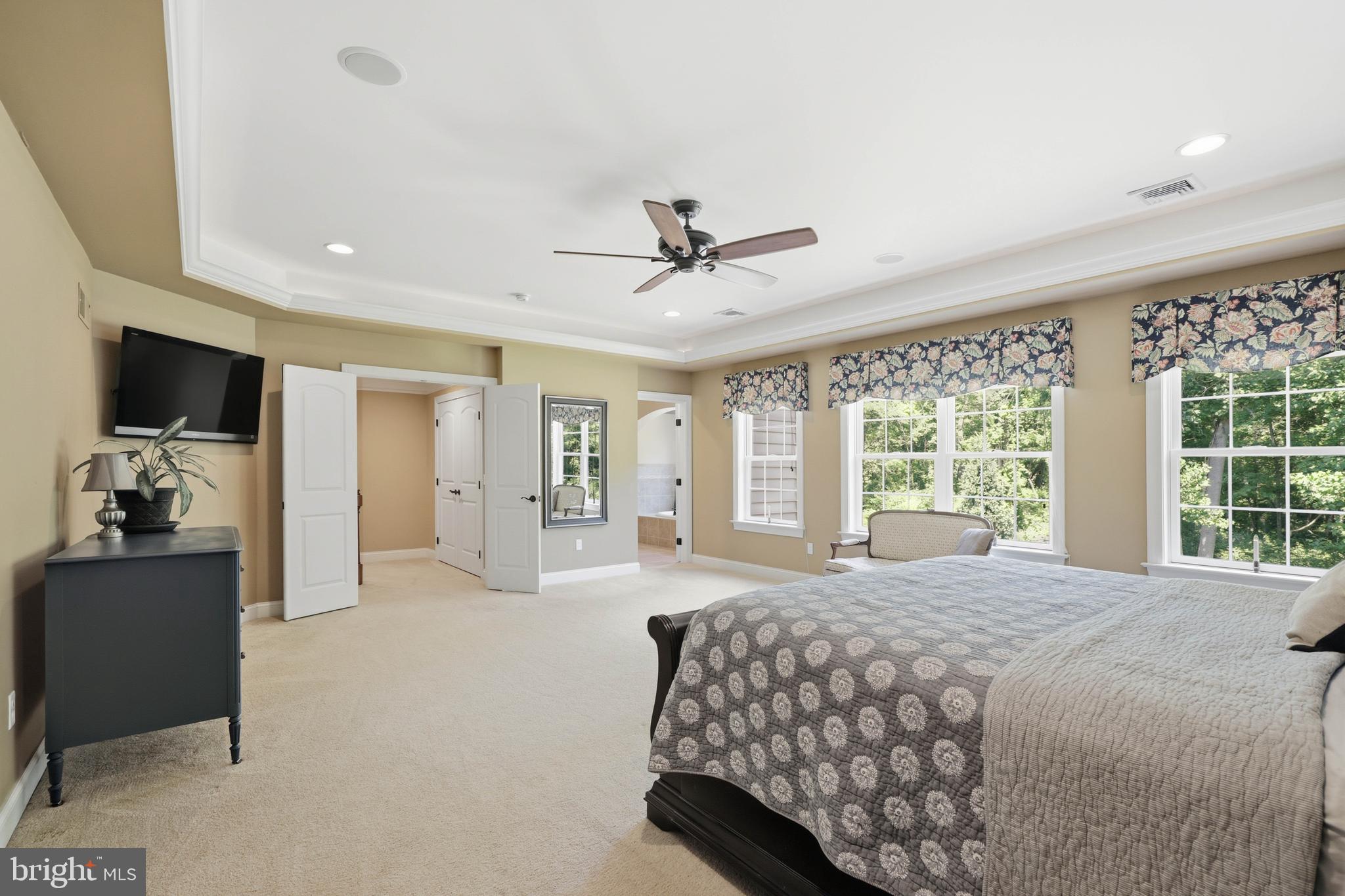 FOX HILL ESTATES - Residential