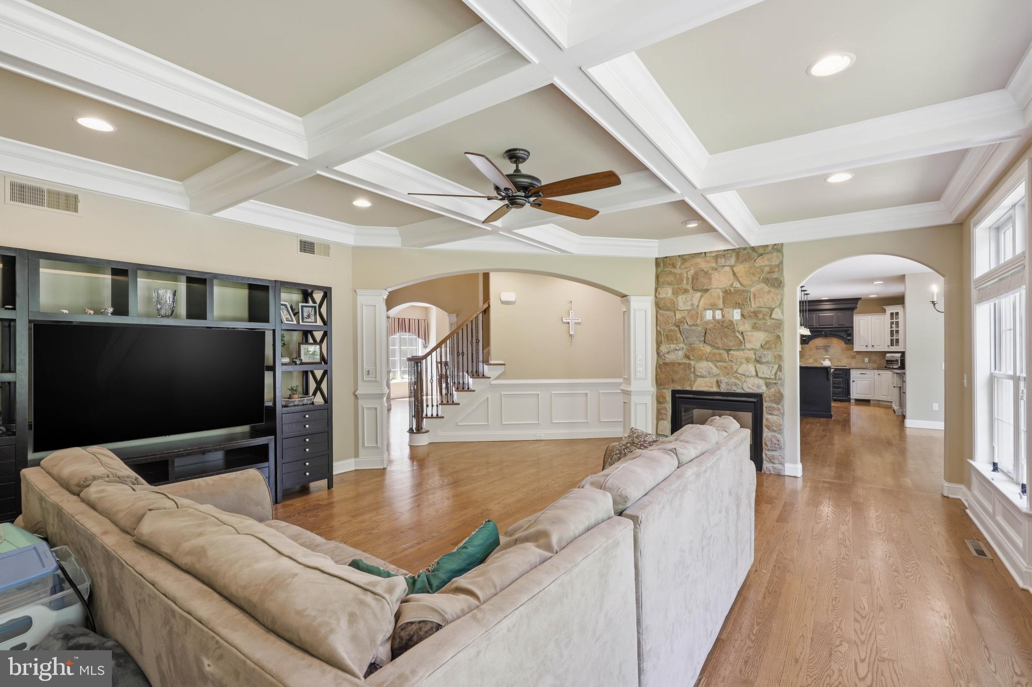 FOX HILL ESTATES - Residential