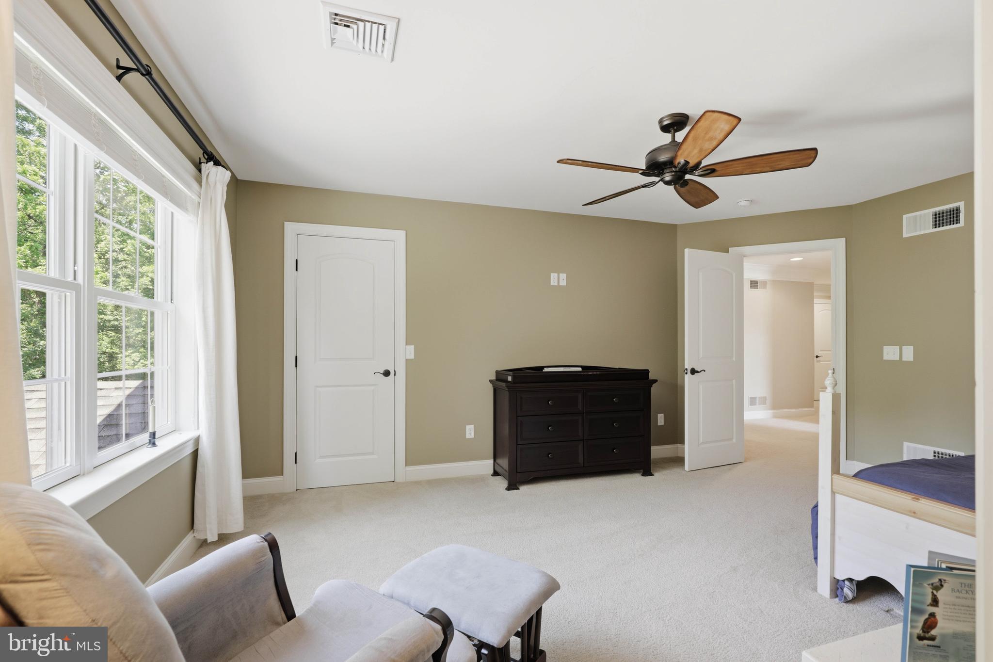 FOX HILL ESTATES - Residential