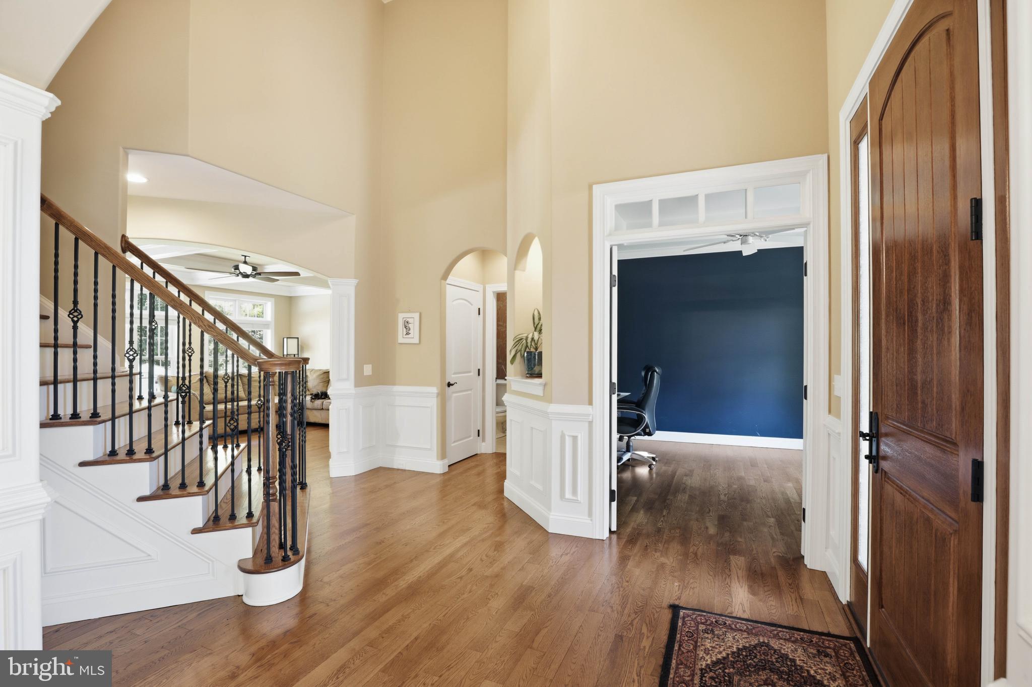 FOX HILL ESTATES - Residential
