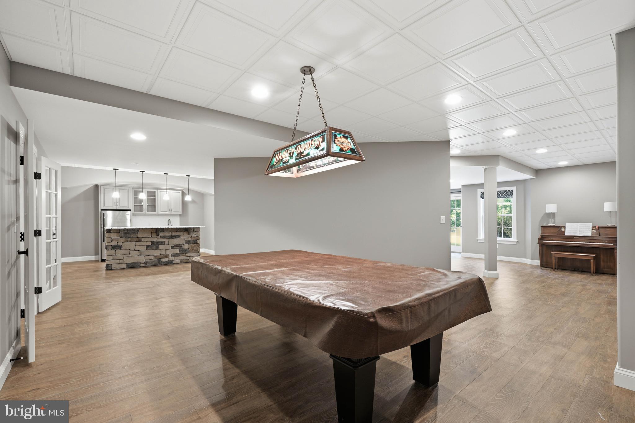 FOX HILL ESTATES - Residential