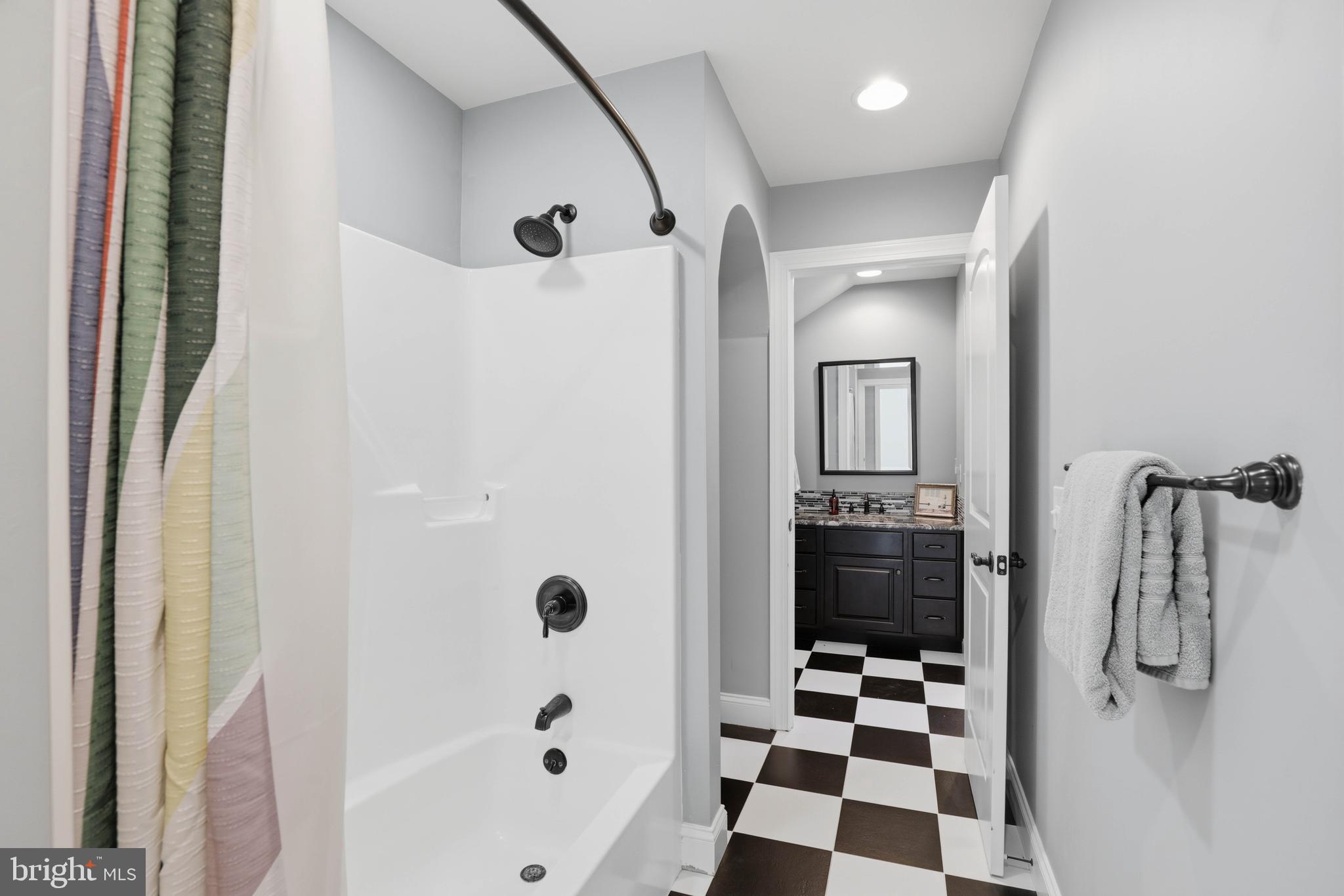 FOX HILL ESTATES - Residential