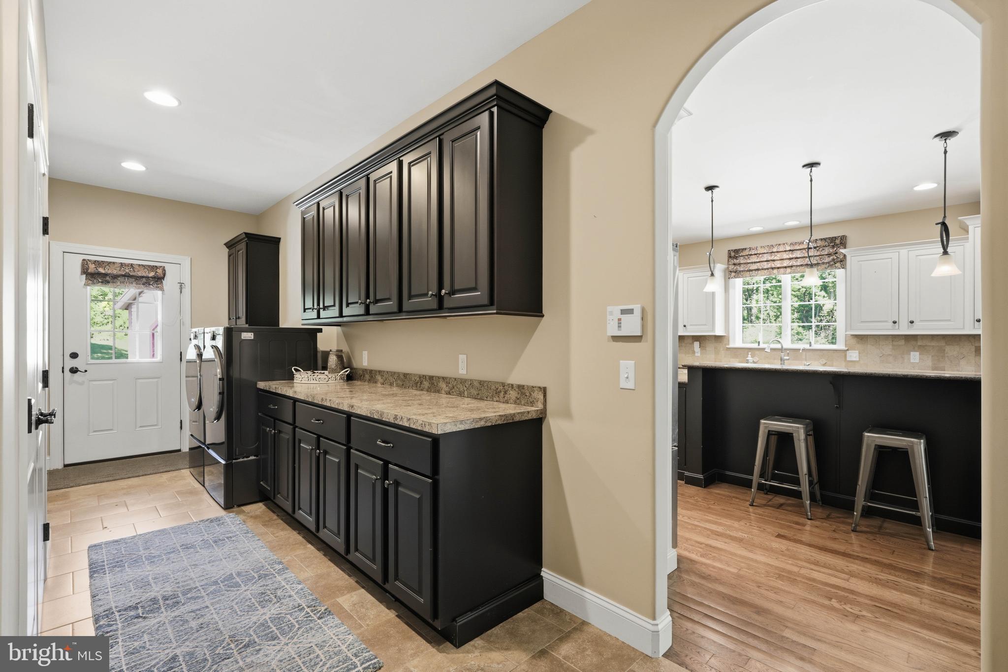 FOX HILL ESTATES - Residential