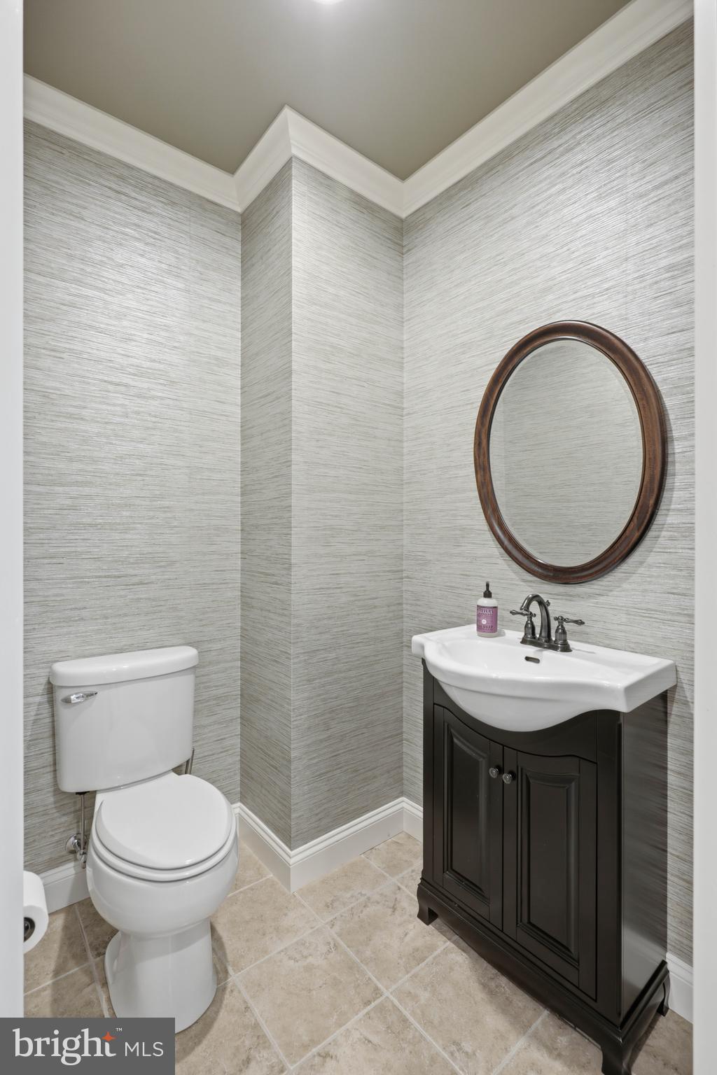FOX HILL ESTATES - Residential