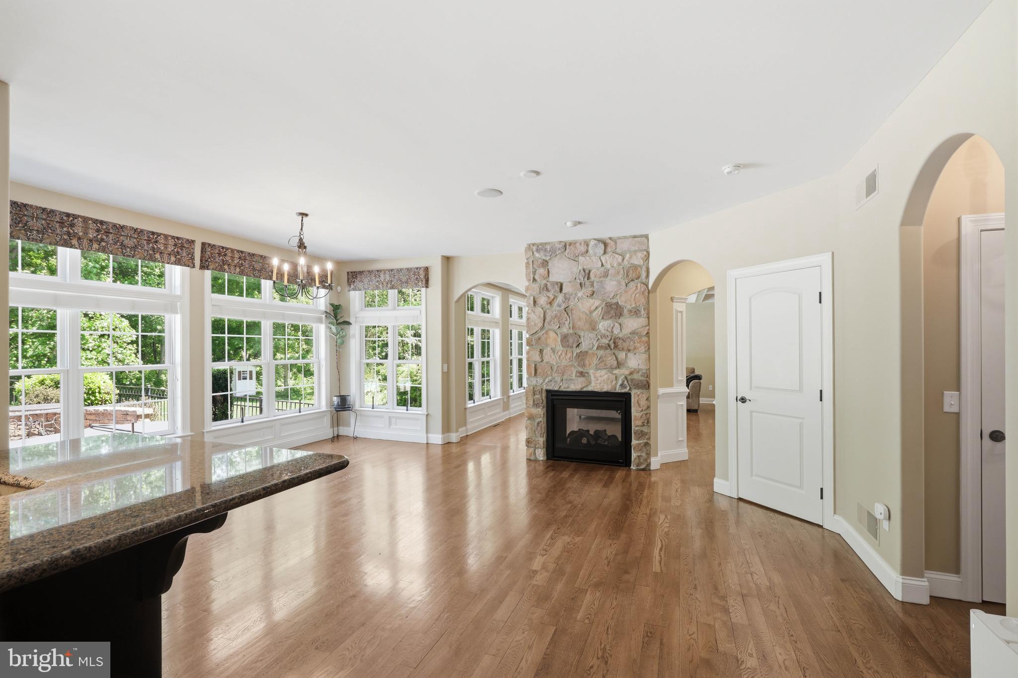 FOX HILL ESTATES - Residential