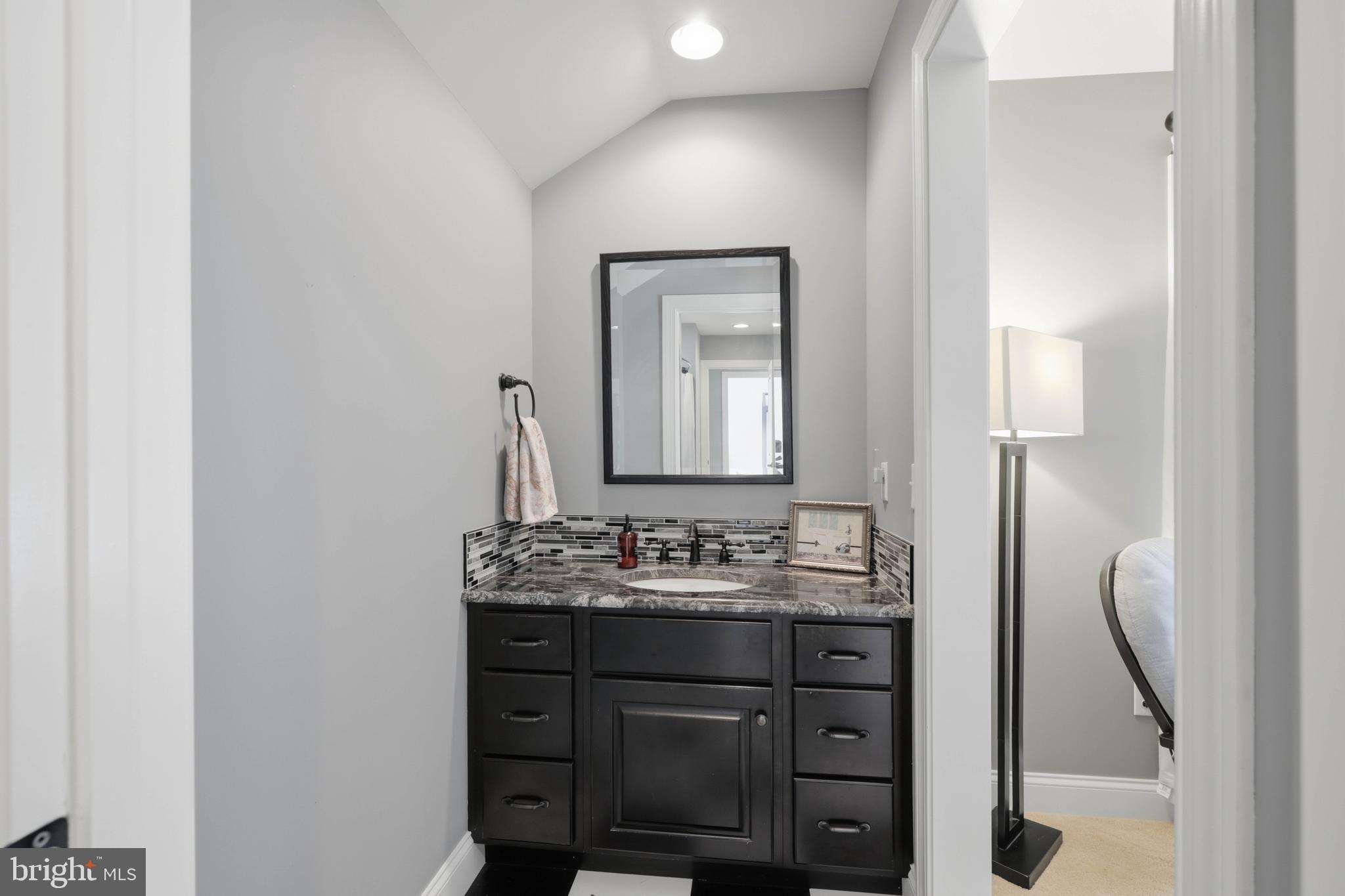FOX HILL ESTATES - Residential