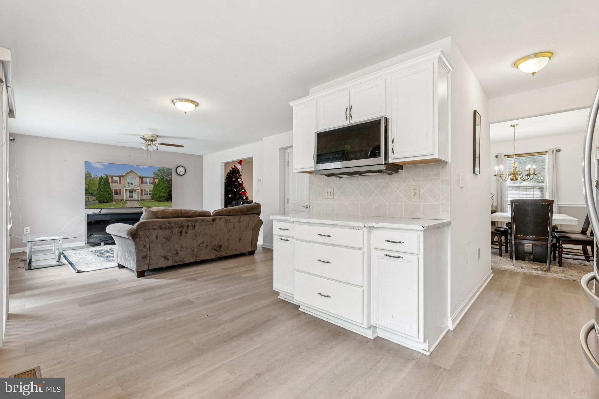 CARNEY GROVE - Residential