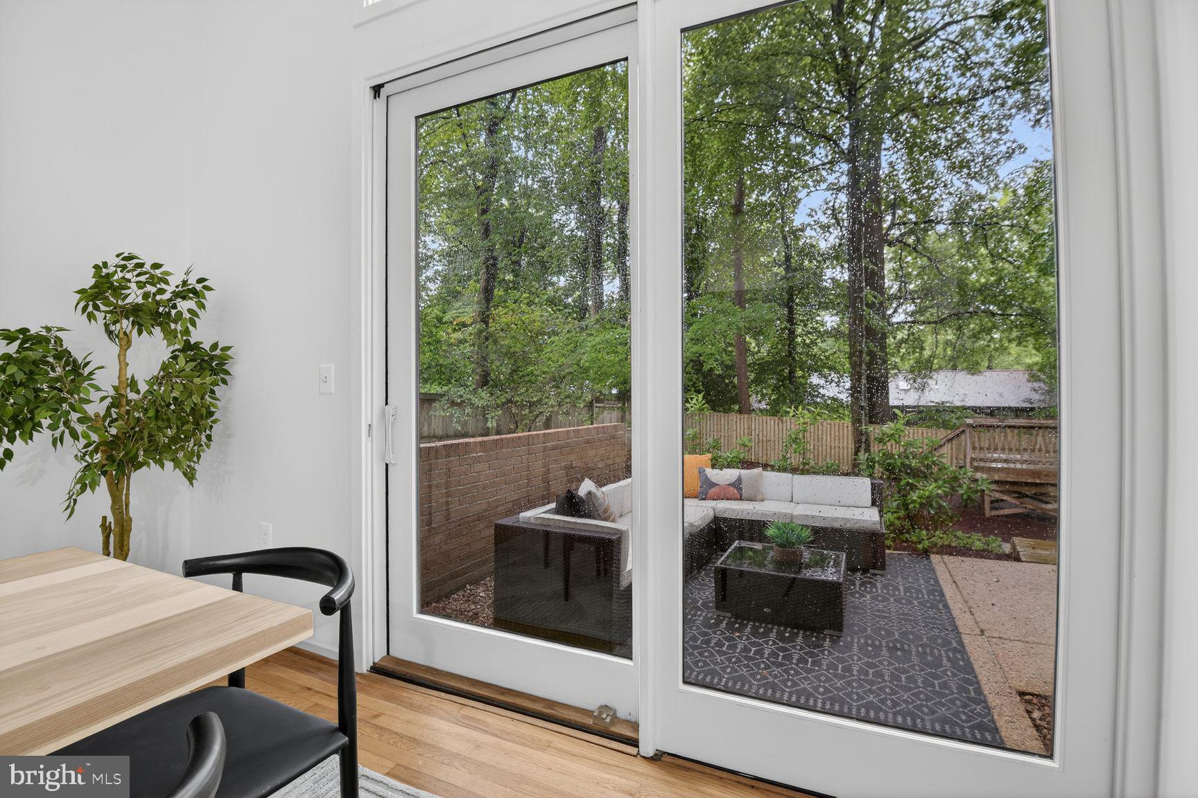 CARDEROCK SPRINGS - Residential