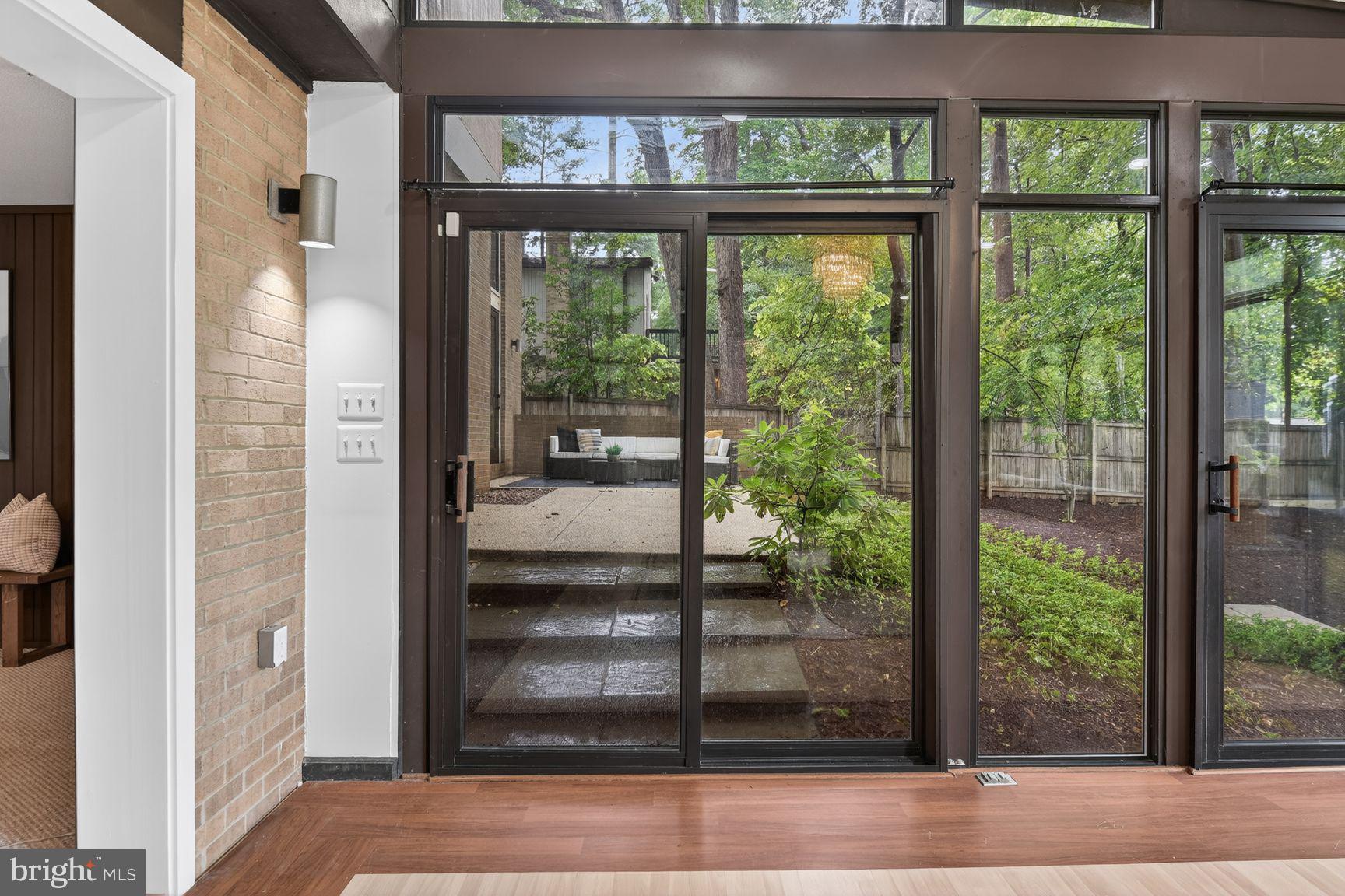 CARDEROCK SPRINGS - Residential
