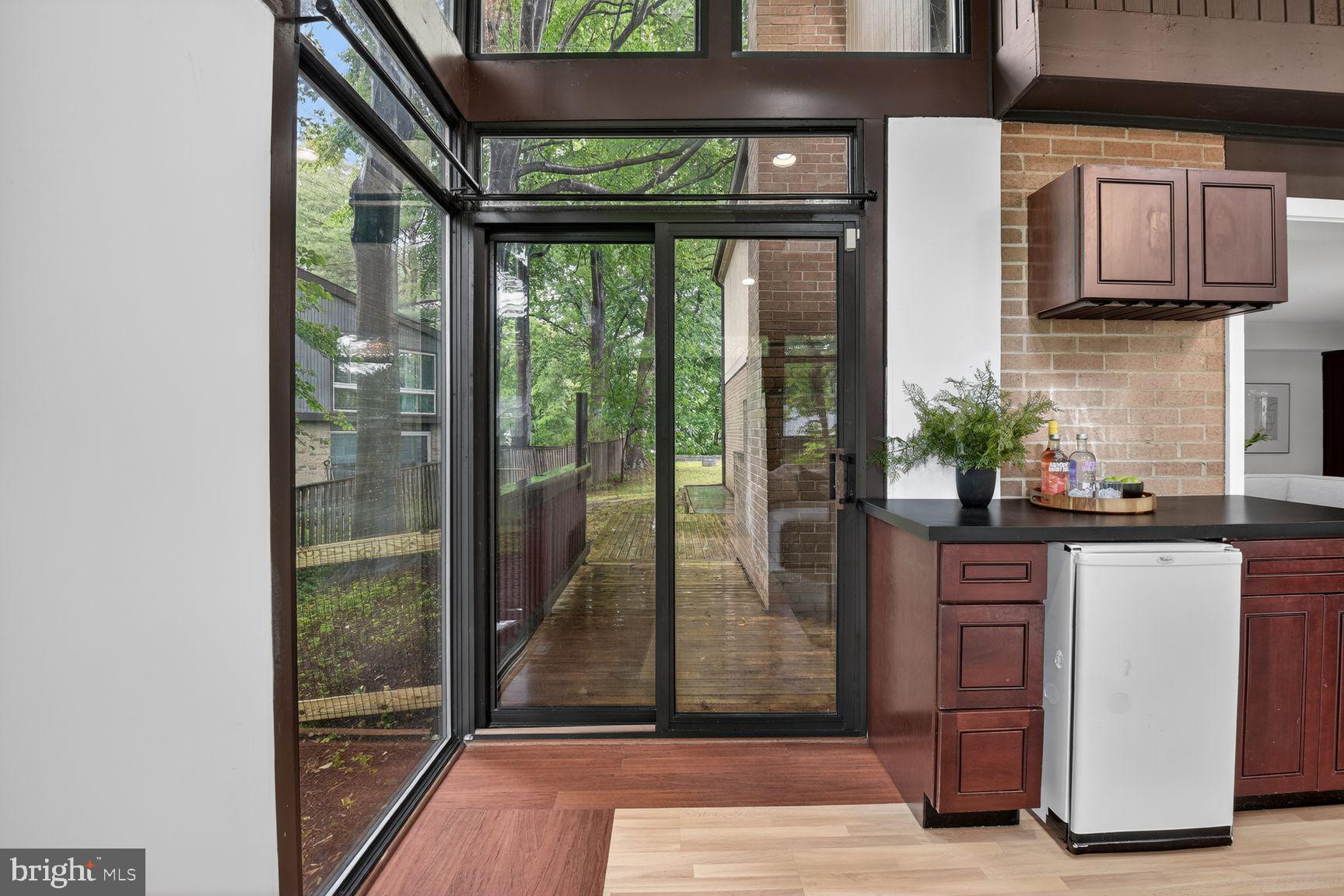 CARDEROCK SPRINGS - Residential