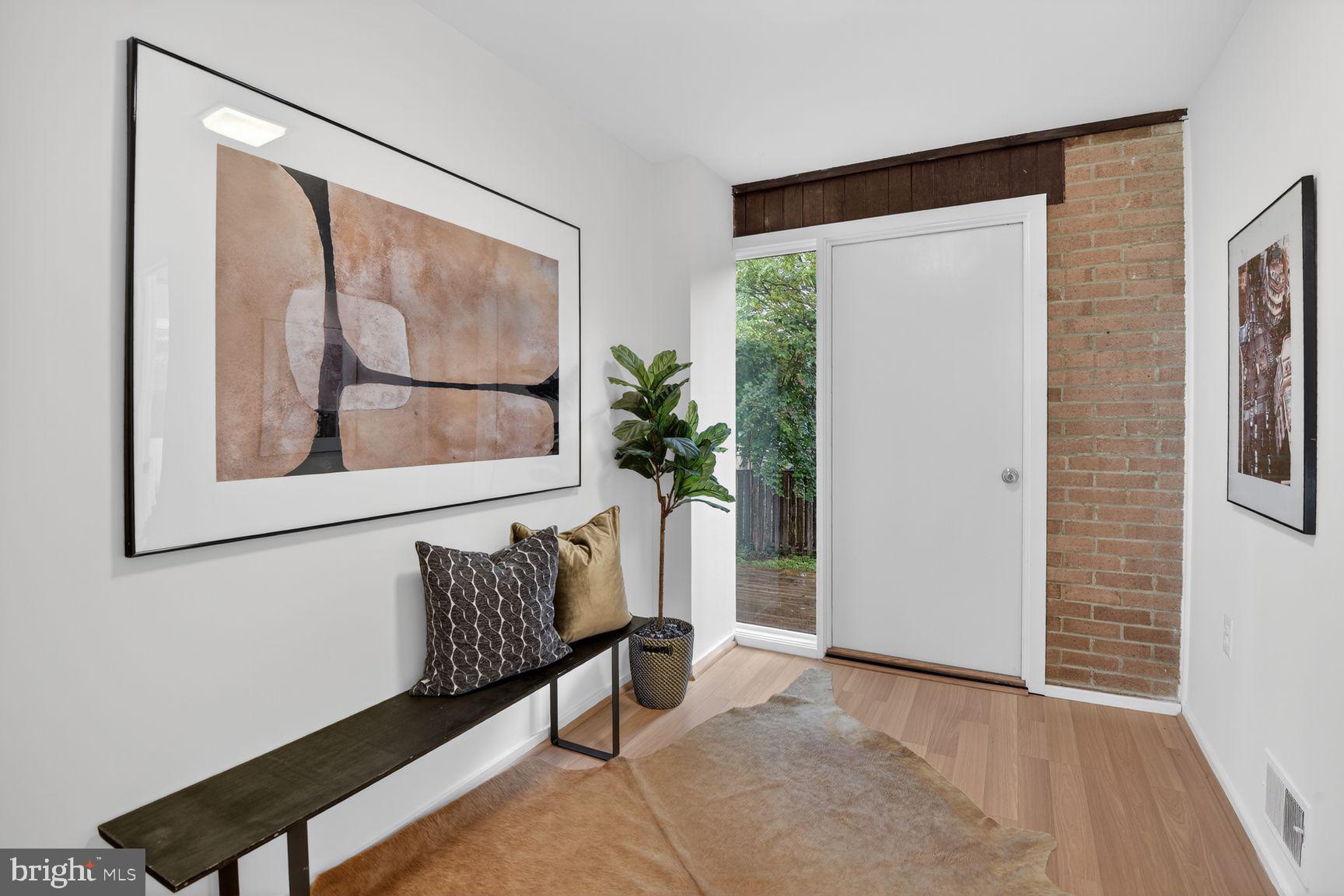 CARDEROCK SPRINGS - Residential