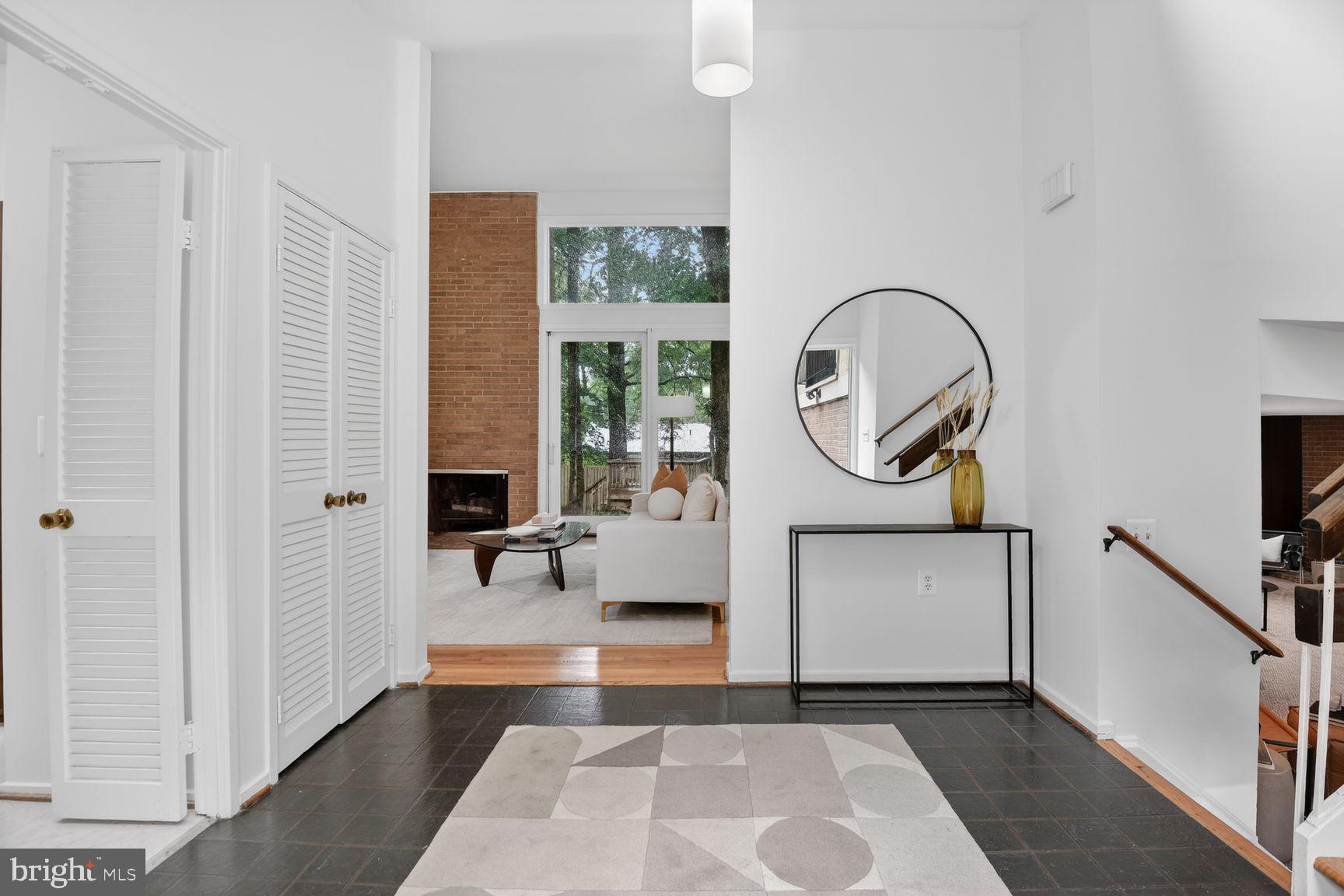 CARDEROCK SPRINGS - Residential