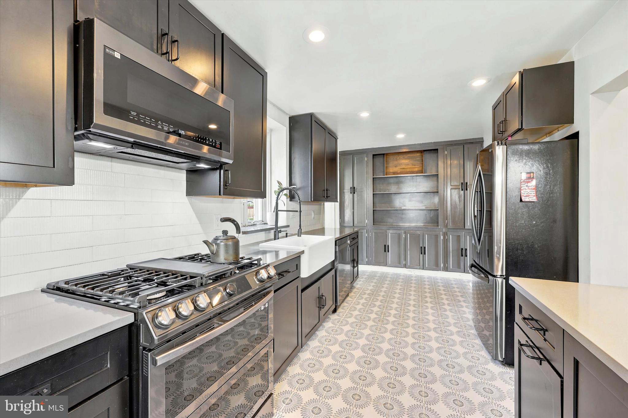 MELROSE PARK - Residential
