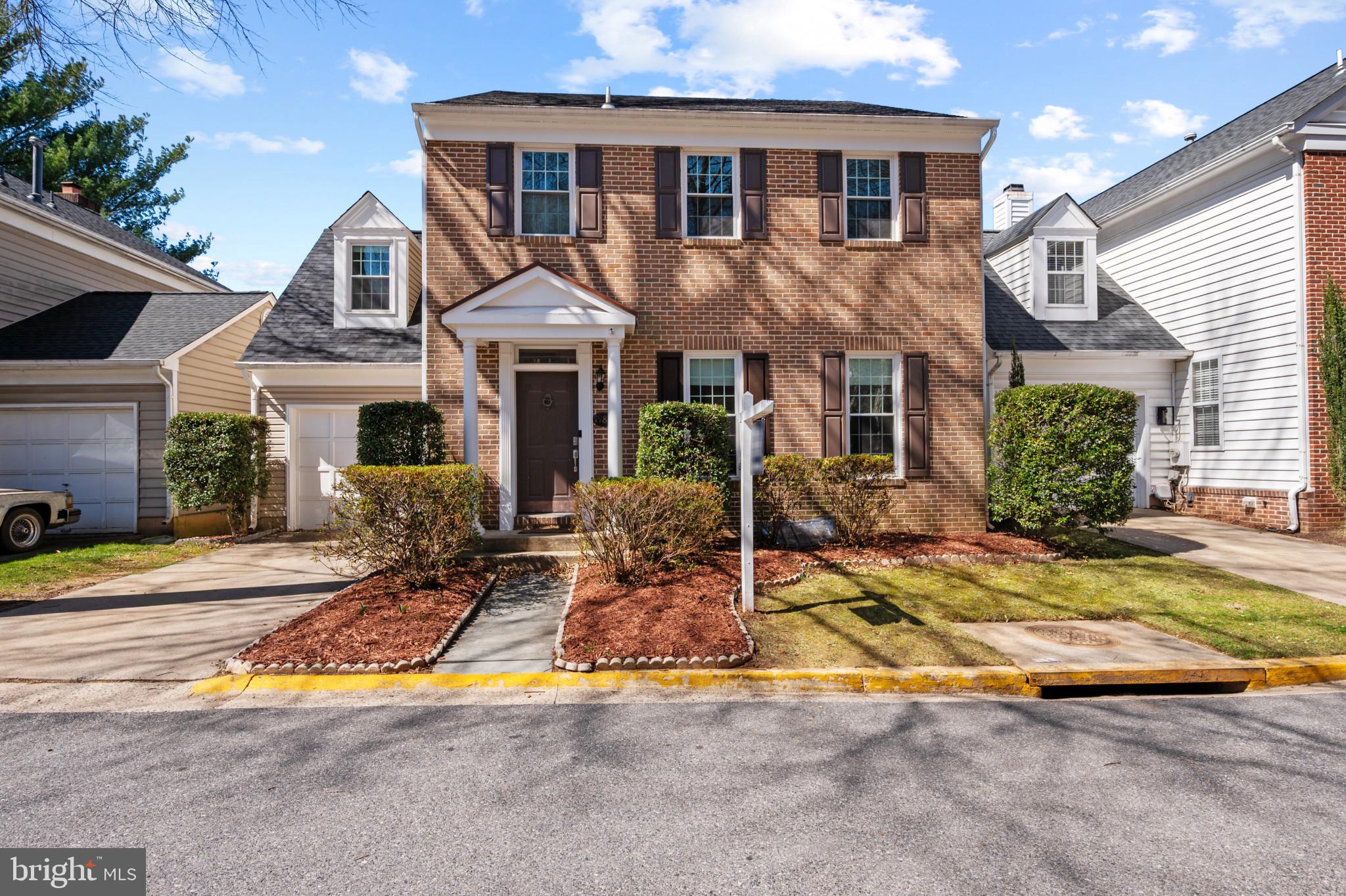 MEADOWGATE - Residential