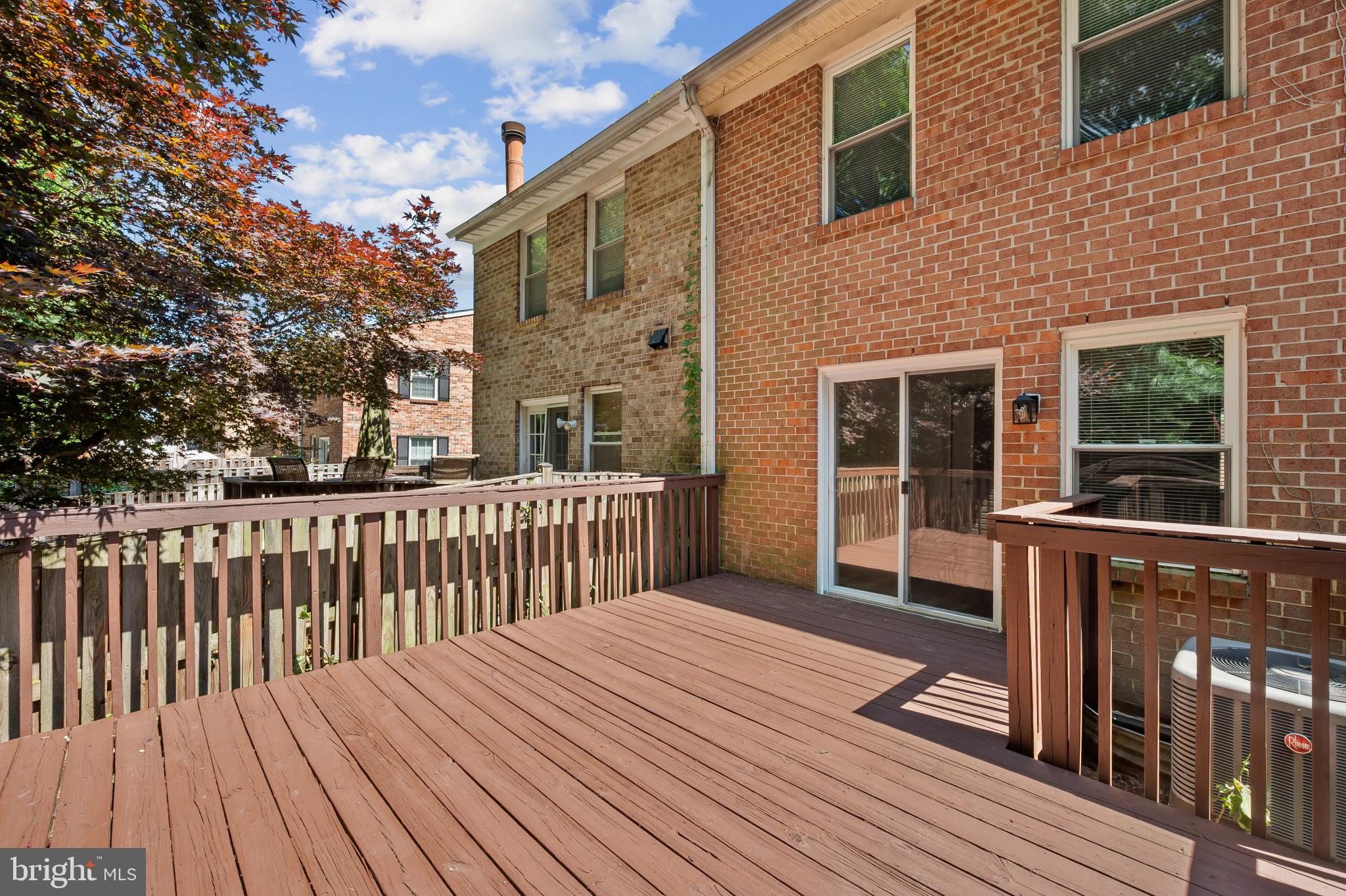 MARBLE HILL - Residential