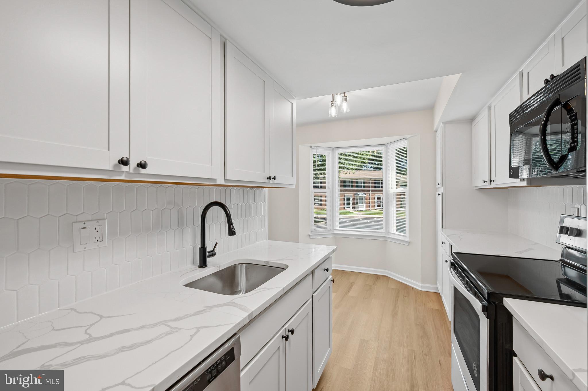 MARBLE HILL - Residential