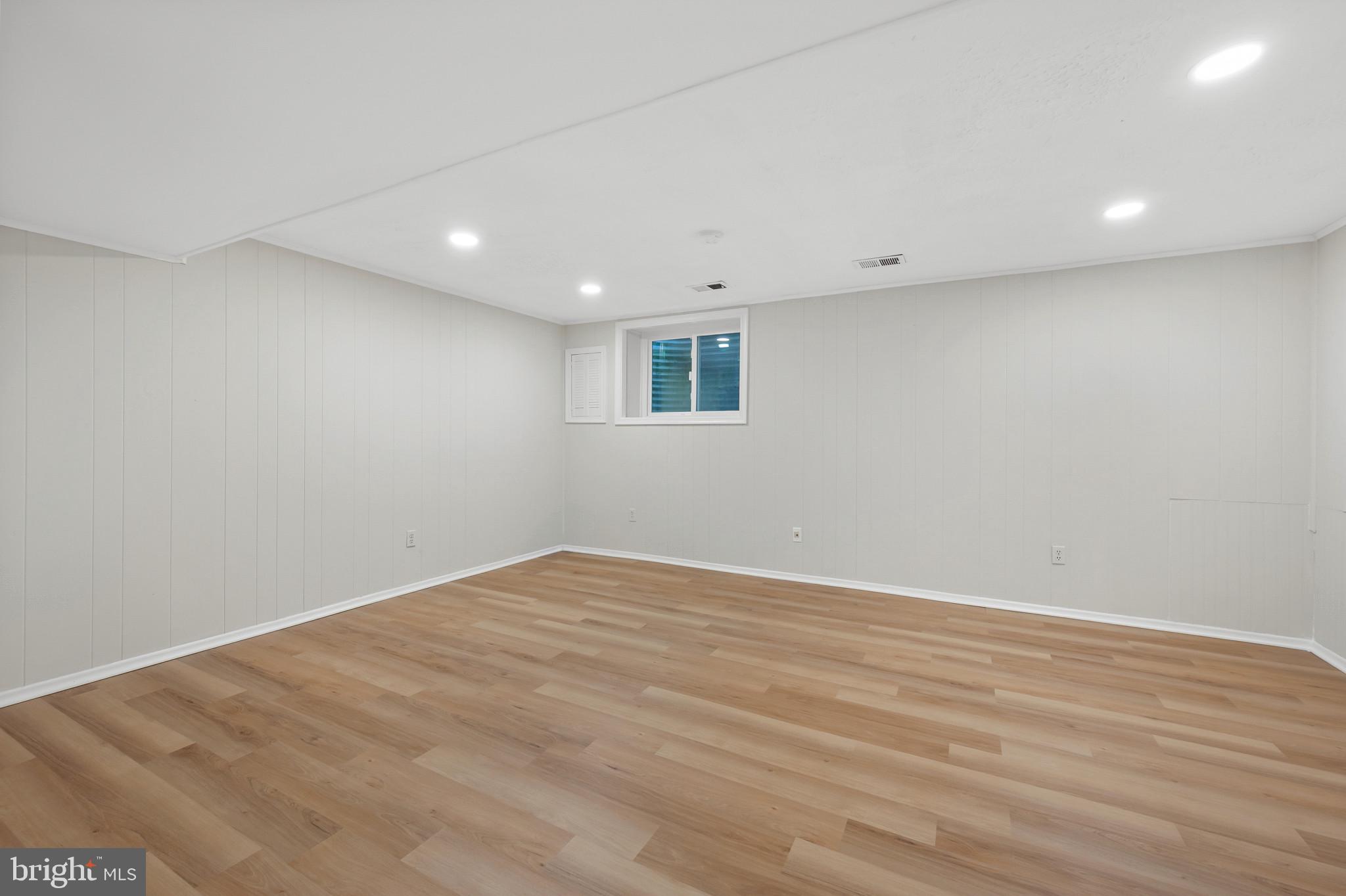 MARBLE HILL - Residential