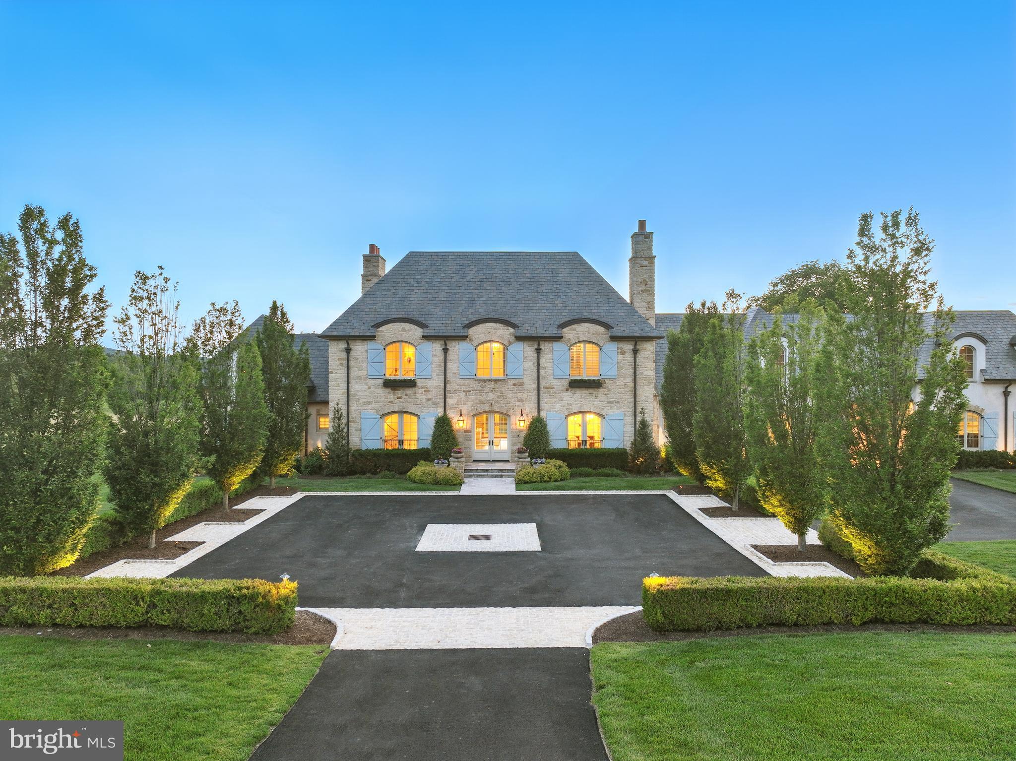 CREIGHTON FARMS - Residential