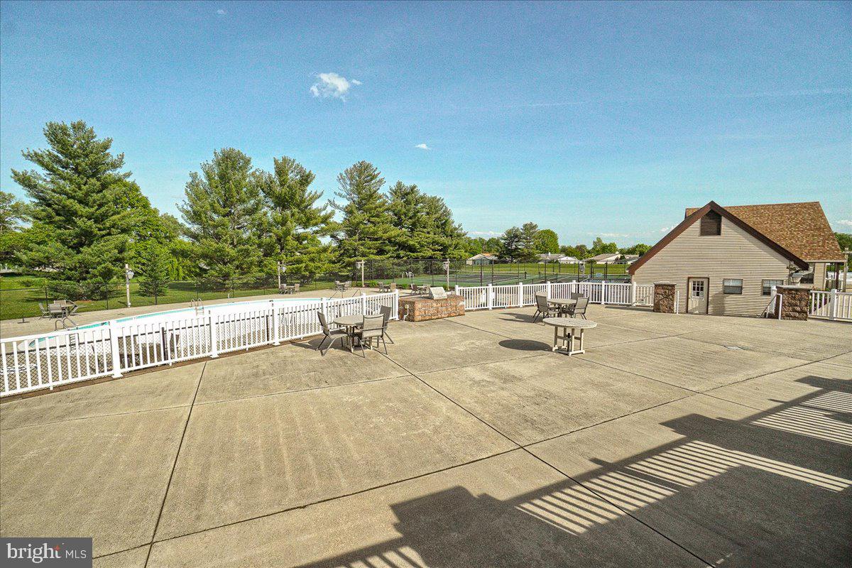 CRESTWOOD VILLAGE - Residential