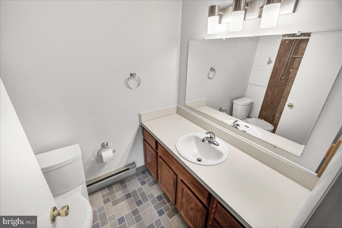 CRESTWOOD VILLAGE - Residential